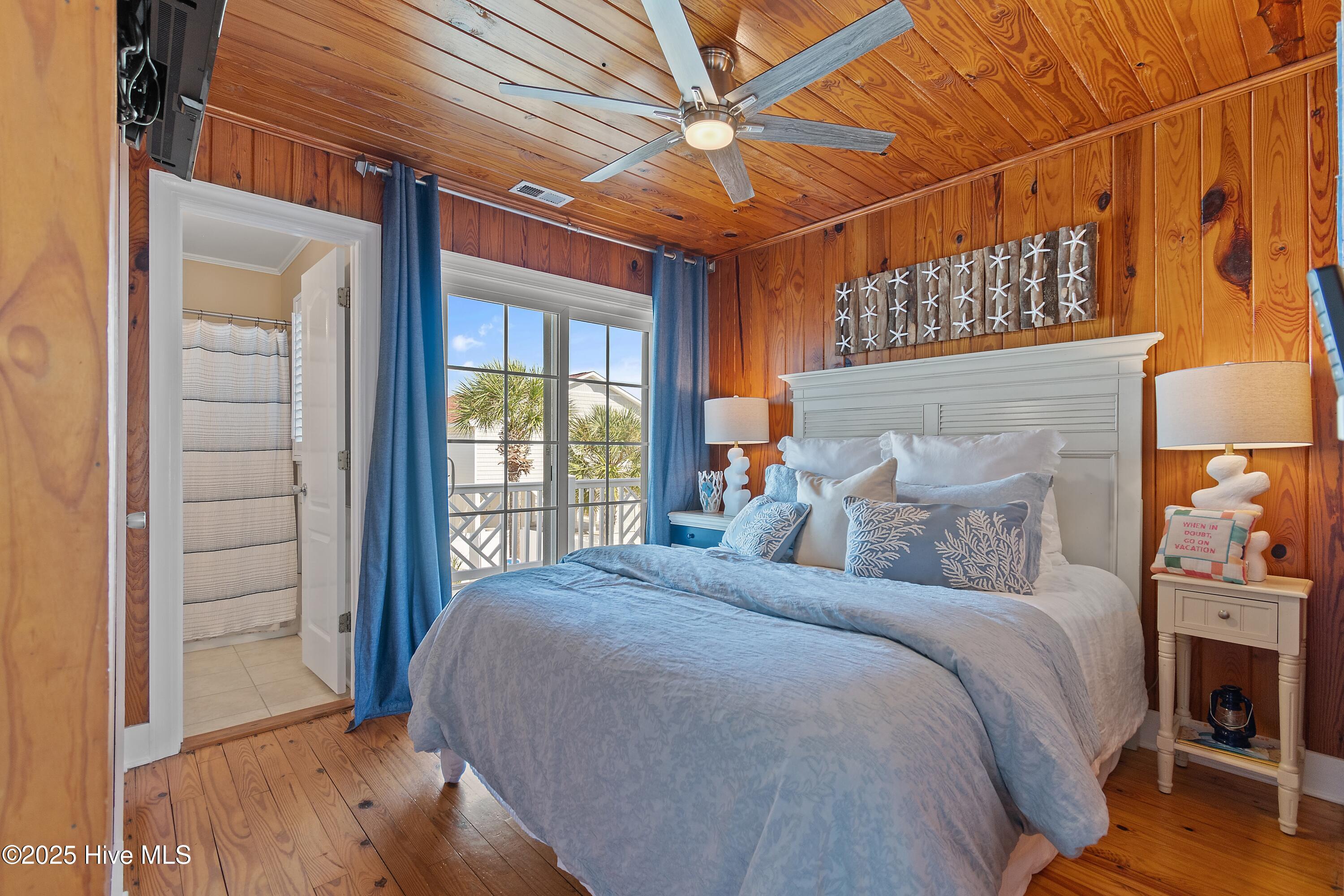 100535227 | Photo 23