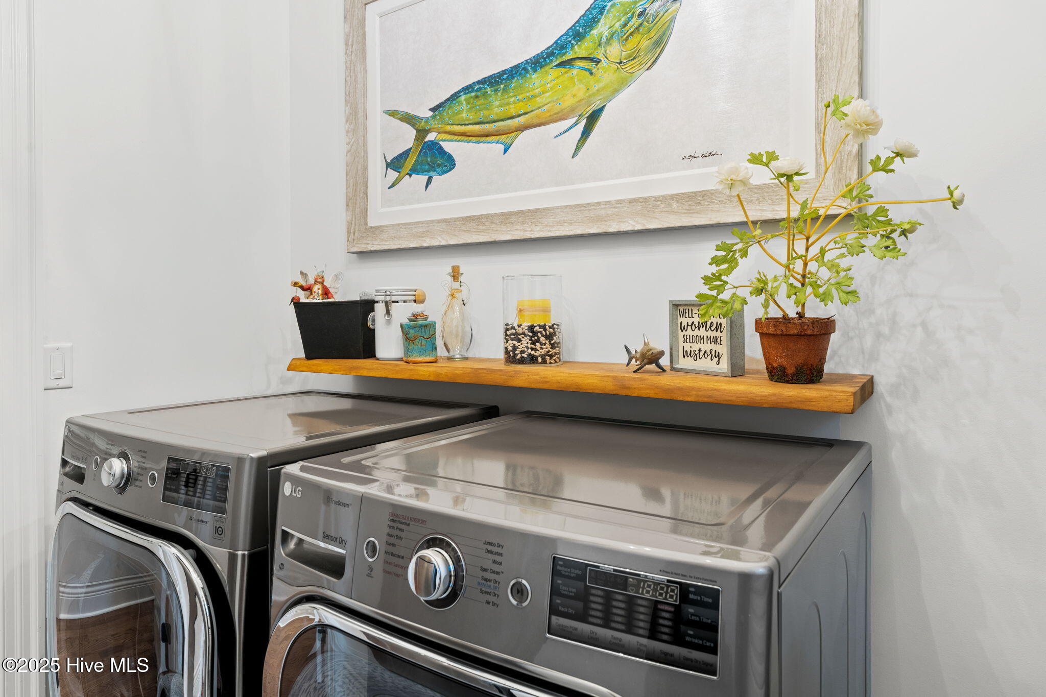 100549580 | Photo 32