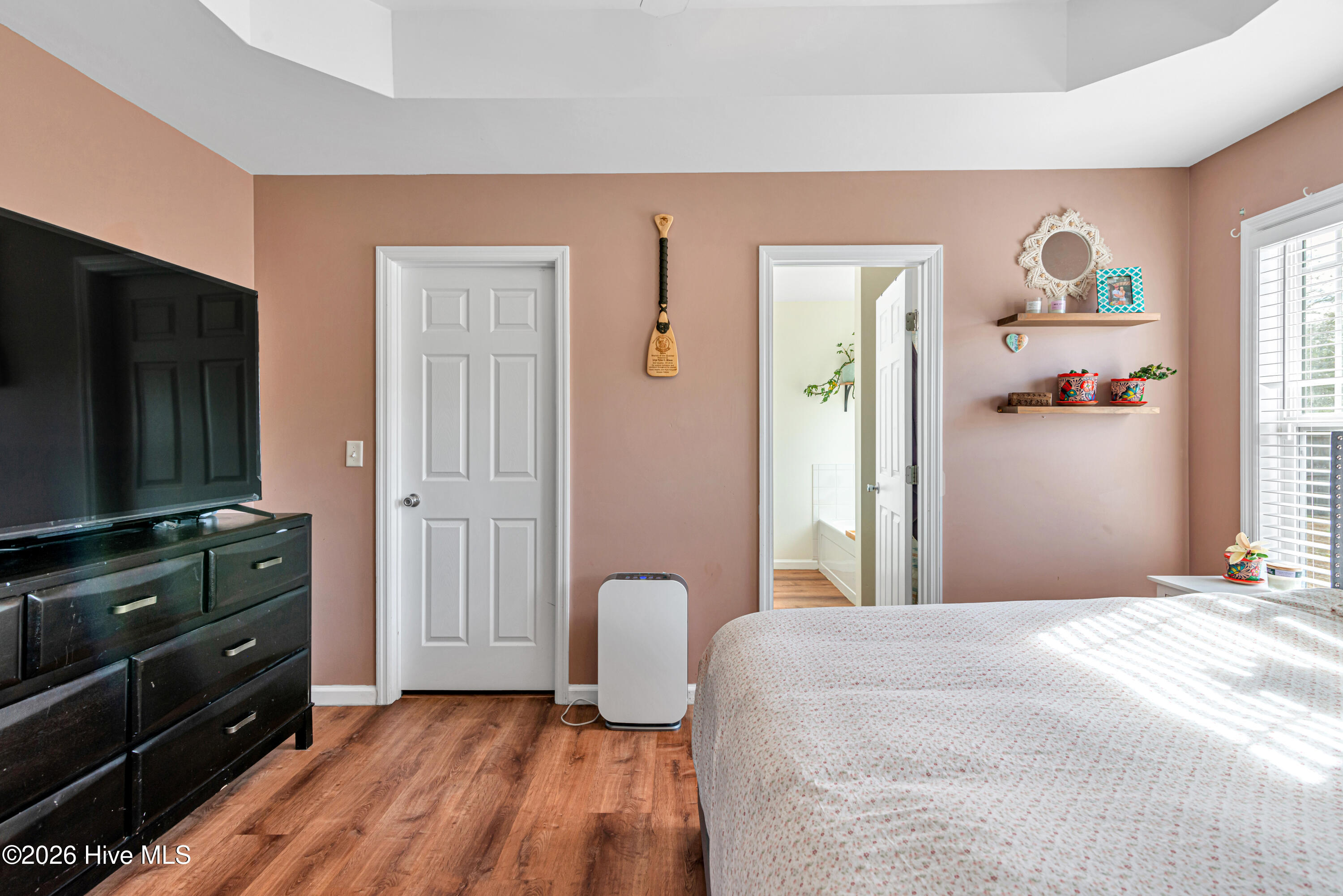 100558524 | Photo 29