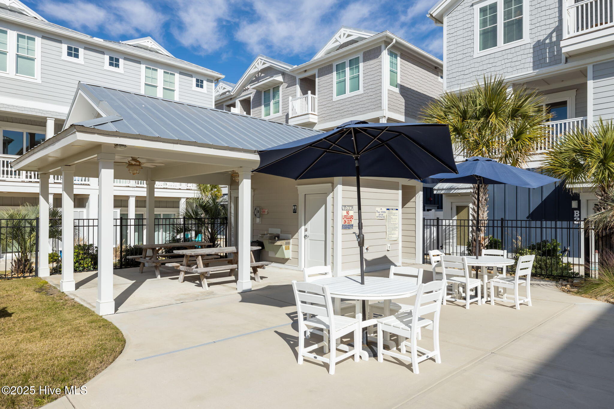 100541524 | Photo 32