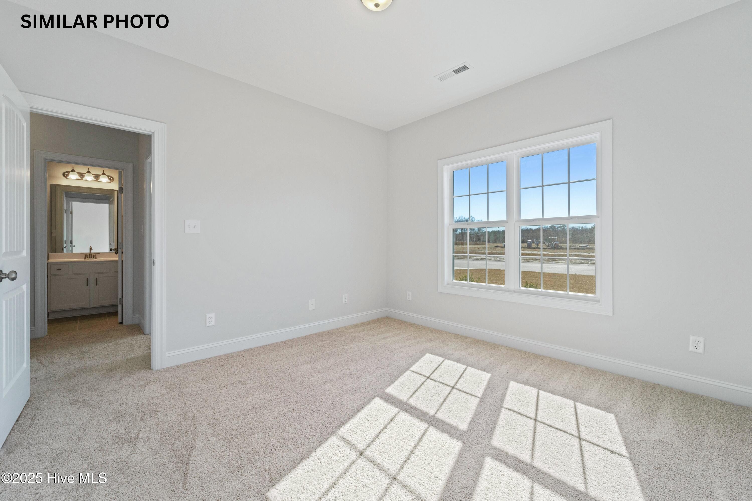 100535939 | Photo 35