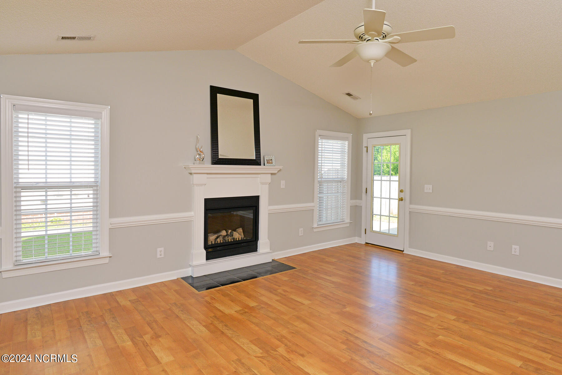 2008 Penncross Drive-00011