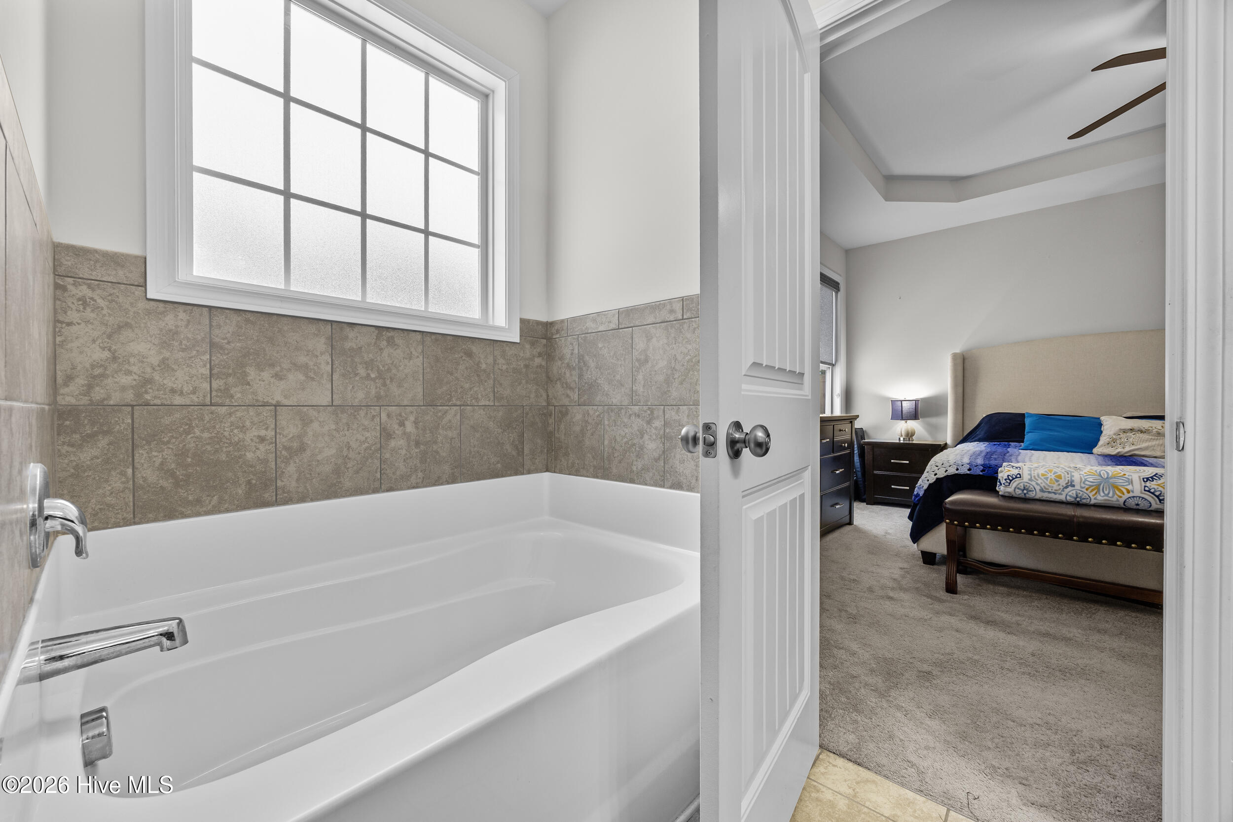 100552443 | Photo 18