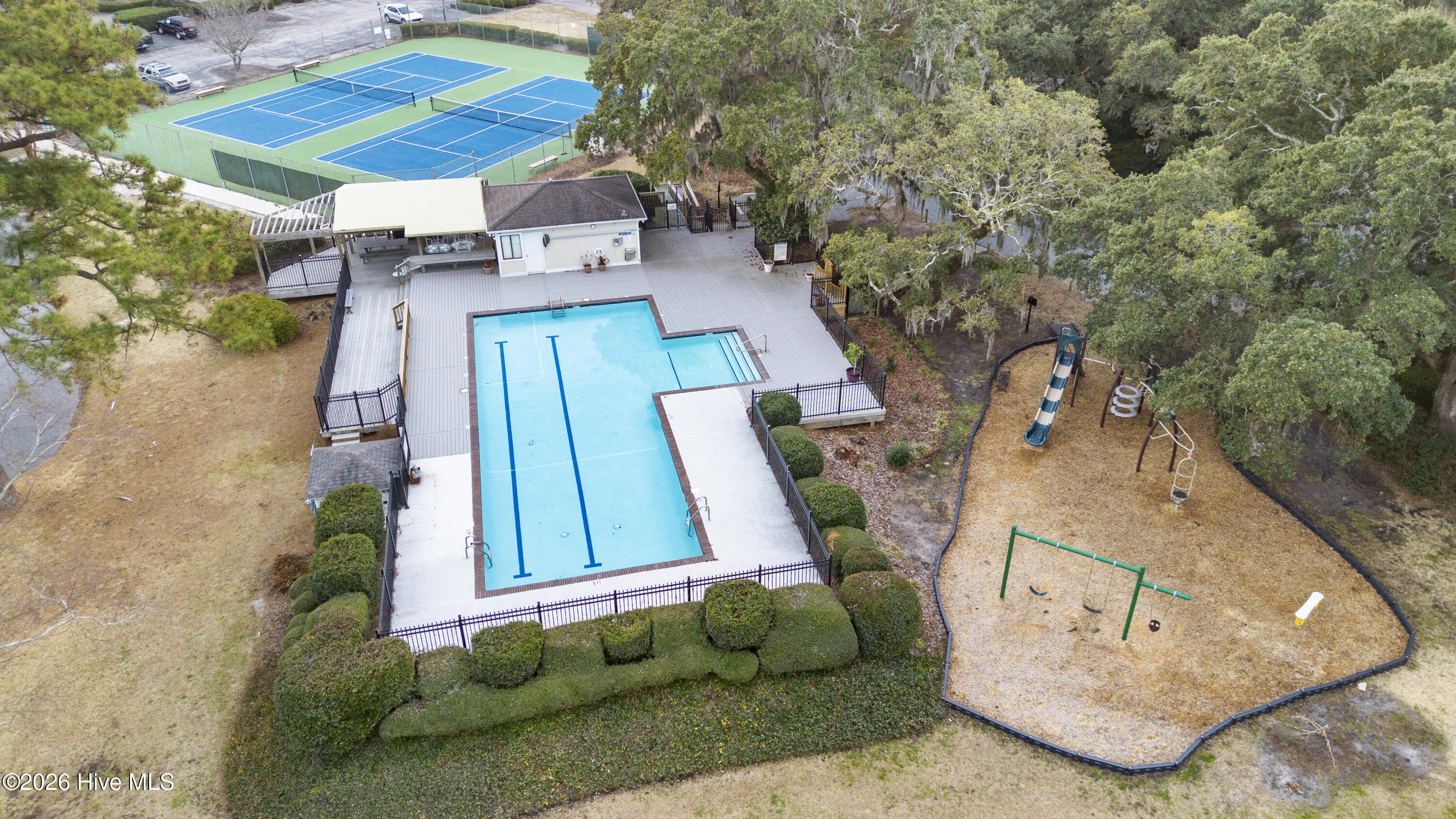 100553448 | Photo 67