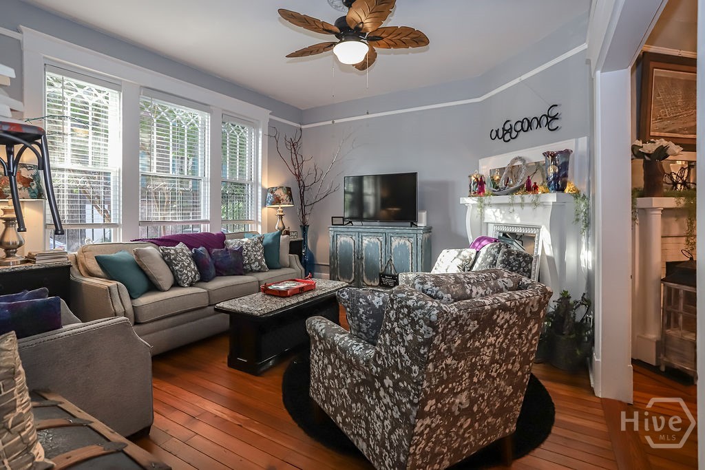 2nd image of 111 Lincoln St #1B, Savannah, GA 31401 | MLS# SA349321