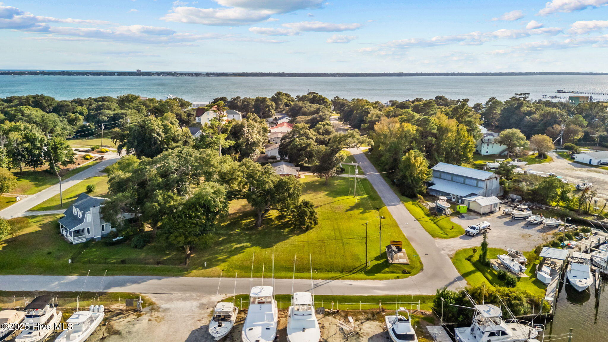 201 1 Pensacola Avenue,Morehead City