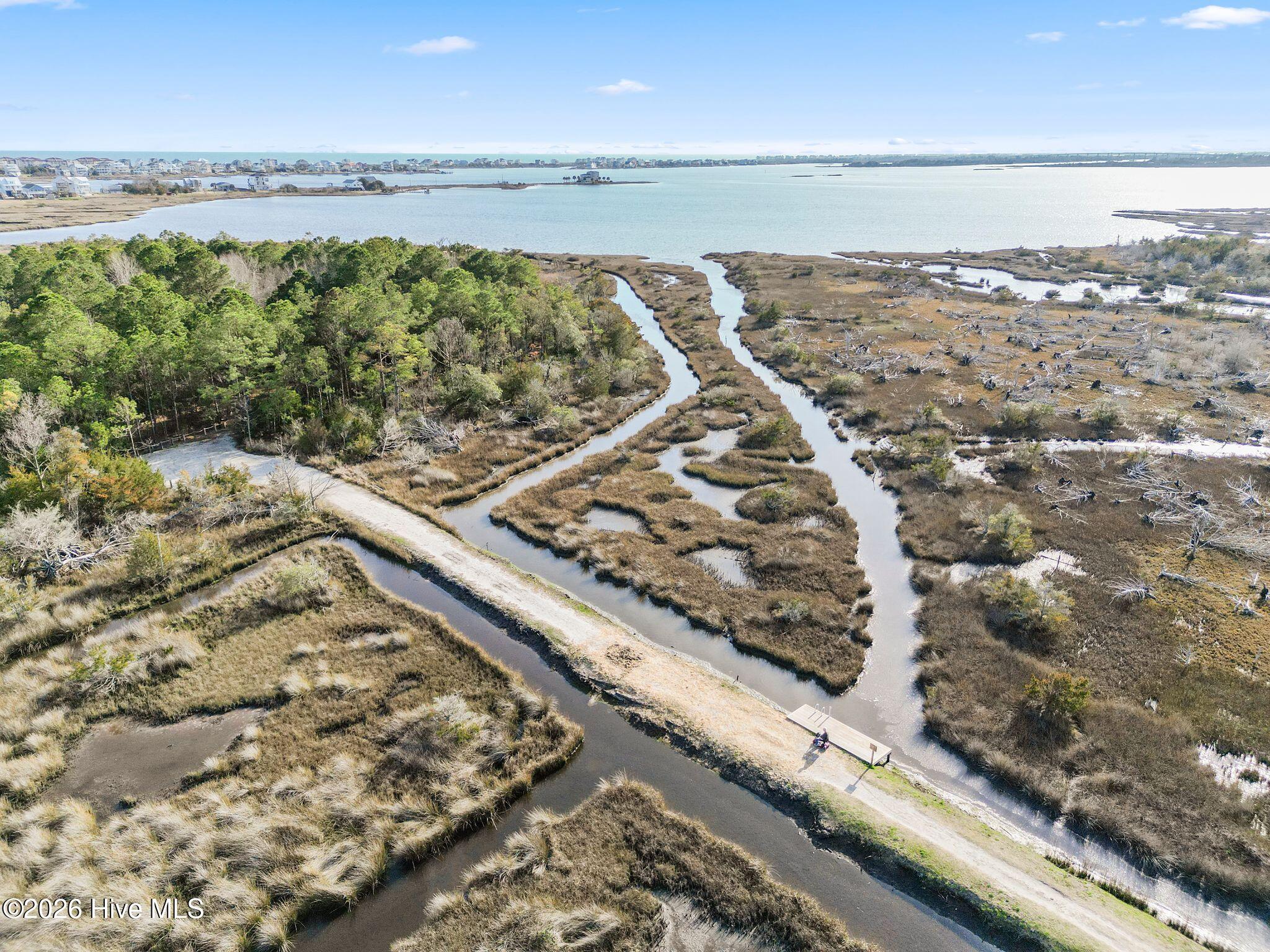 100558926 | Photo 86