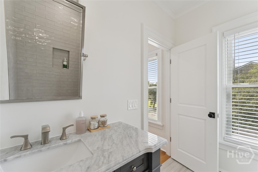 554 E McDonough, Savannah, GA 31401 Listing Photo  18