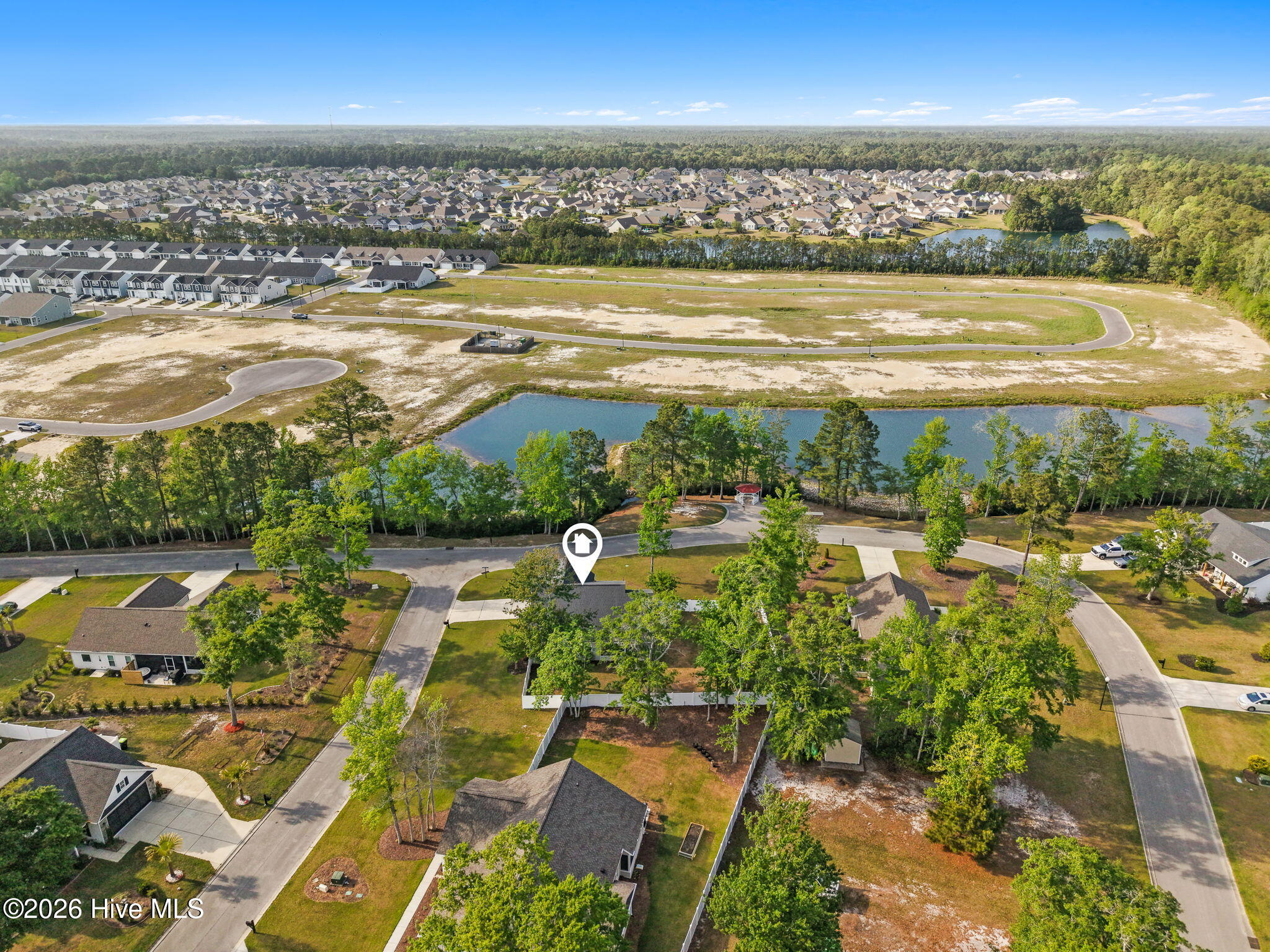 100568140 | Photo 46