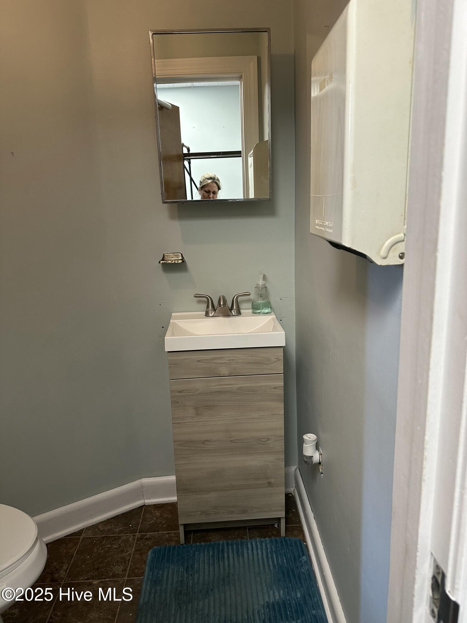 102 W Eden Street, Edenton, NC, 27932