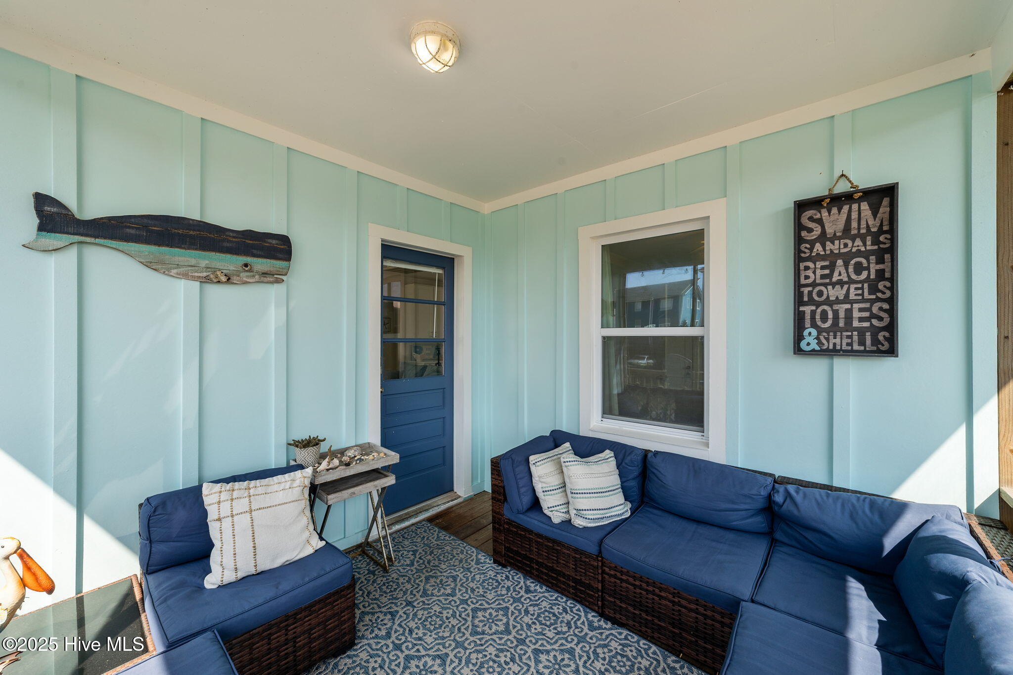 100536358 | Photo 32