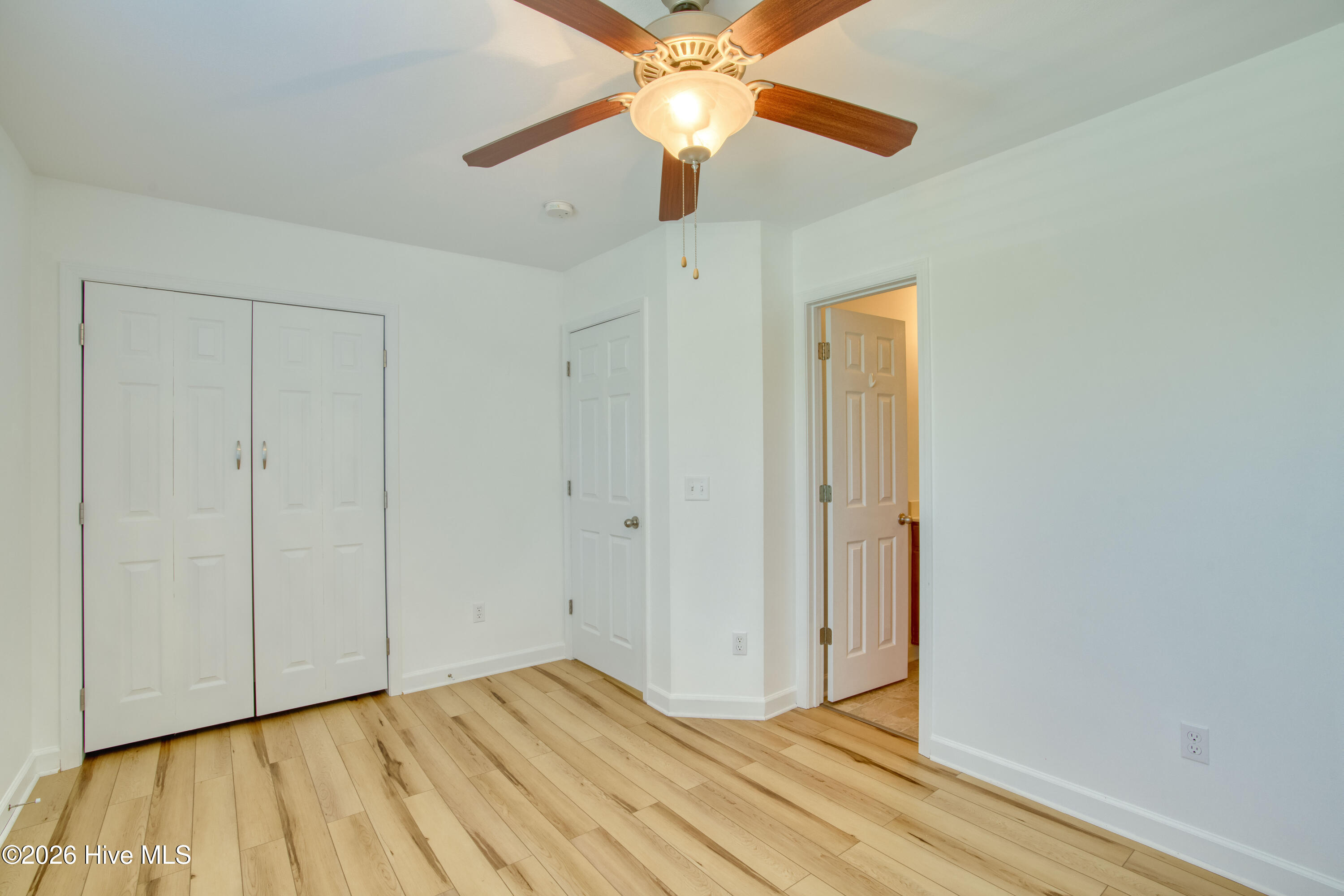 100552411 | Photo 15