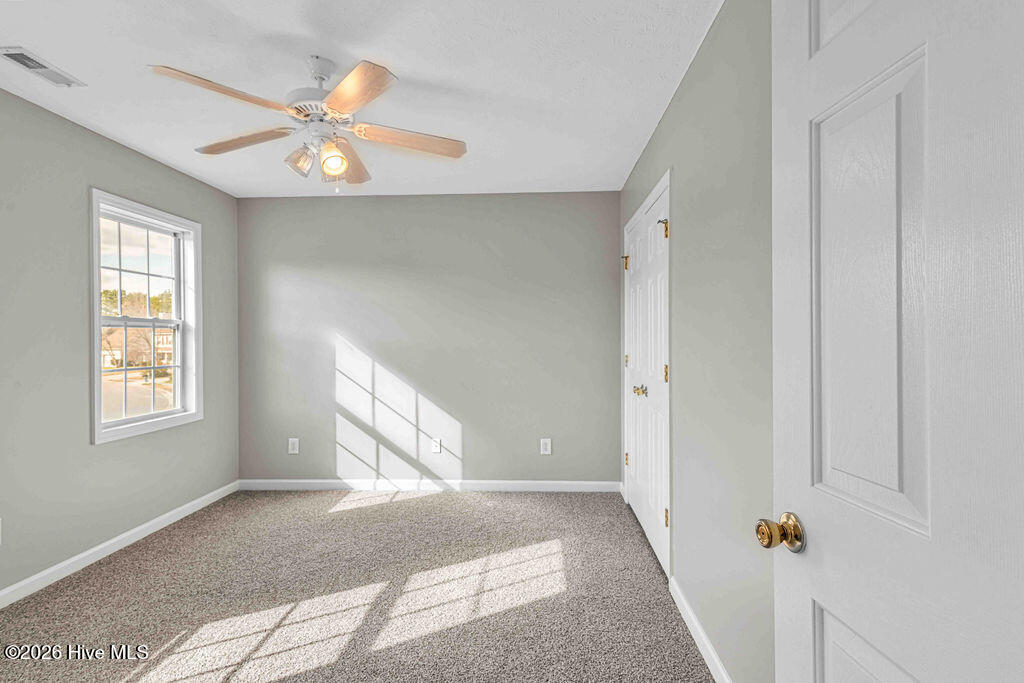 100557733 | Photo 23