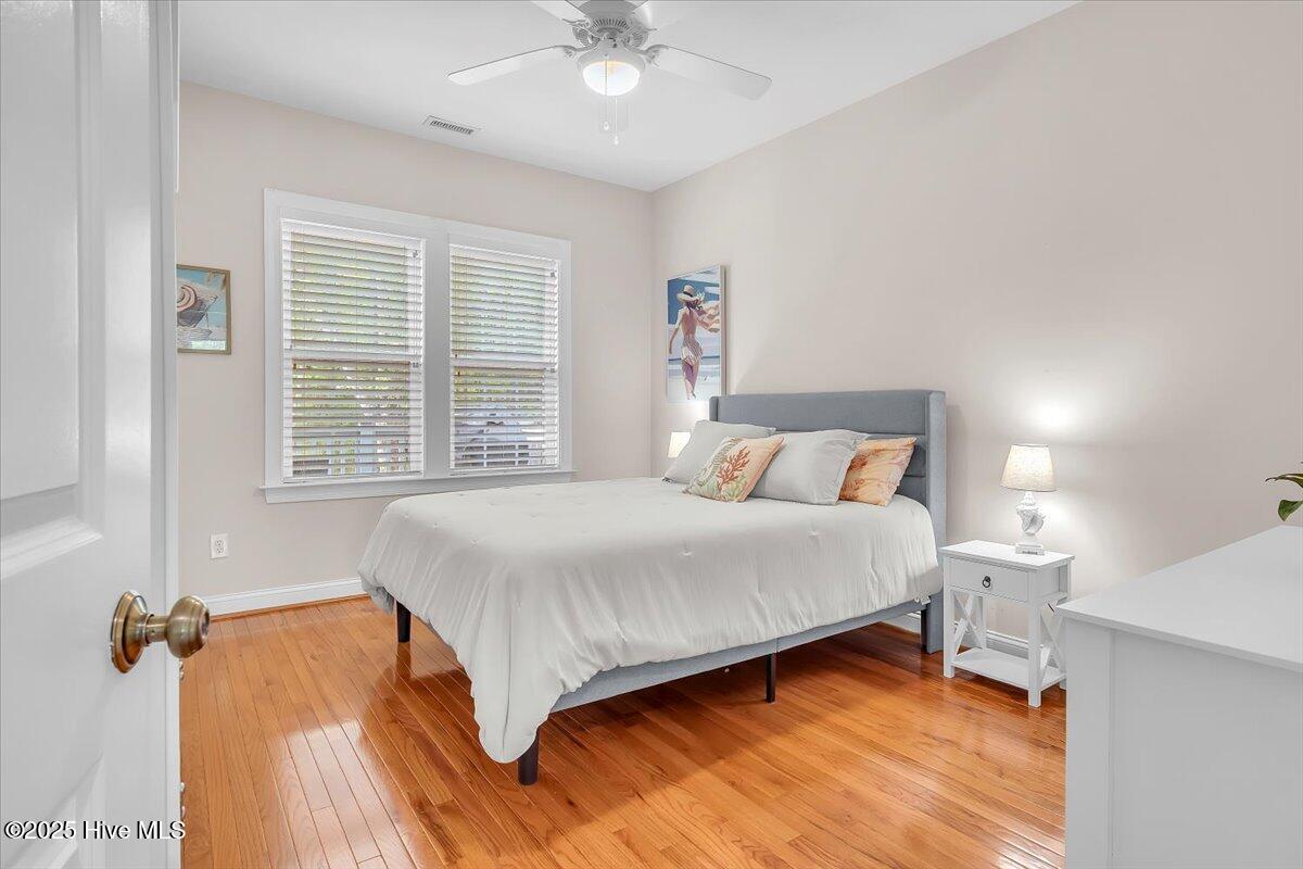 100506076 | Photo 25