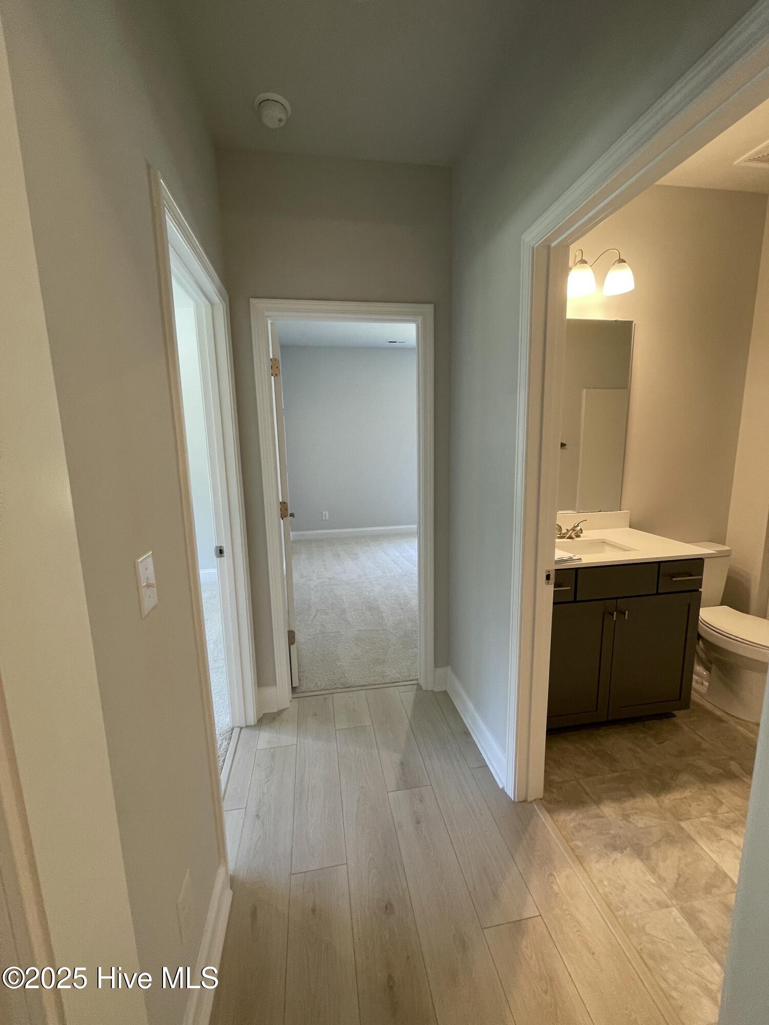 100546686 | Photo 36