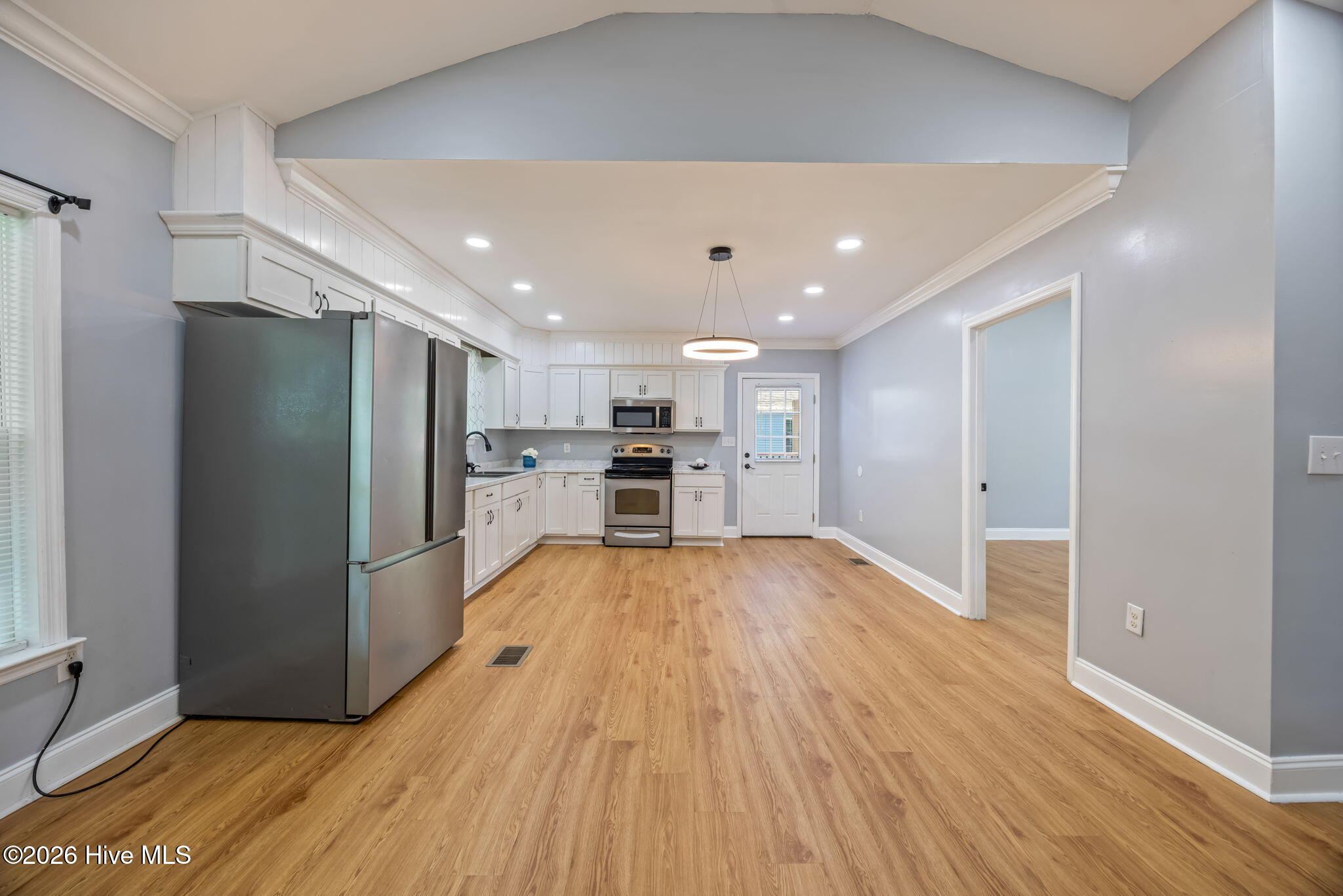 25-web-or-mls-1917 Haynie Drive-27