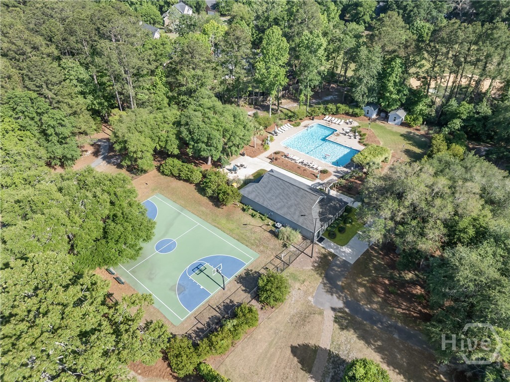 Tennis, Pool, Playground...