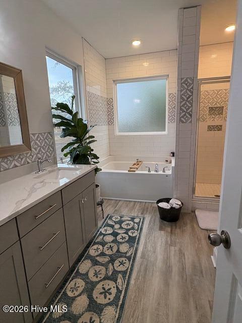 100554364 | Photo 26