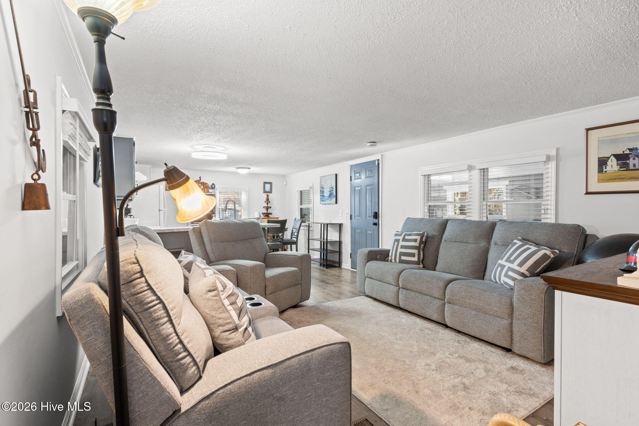 100547685 | Photo 17