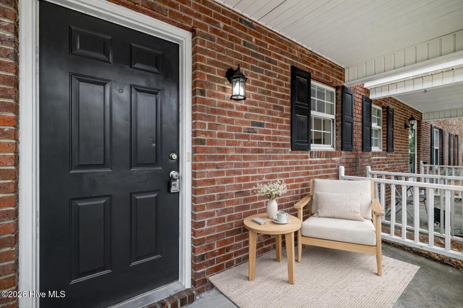 100565173 | Photo 12