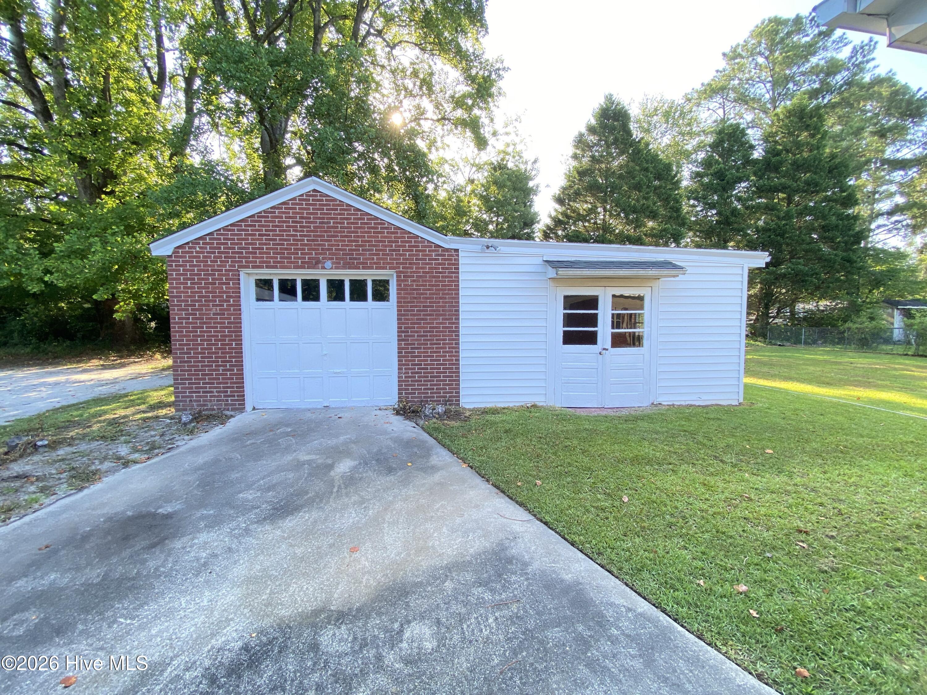 1710 Elm, Greenville, North Carolina, 3 Bedroom Bedrooms, 5 Room Rooms,1 BathroomBathrooms,Single family residence,For sale,Elm,100552867 1710 Elm, Greenville, North Carolina, 3 Bedroom Bedrooms, 5 Room Rooms,1 BathroomBathrooms,Single family residence,For sale,Elm,100552867