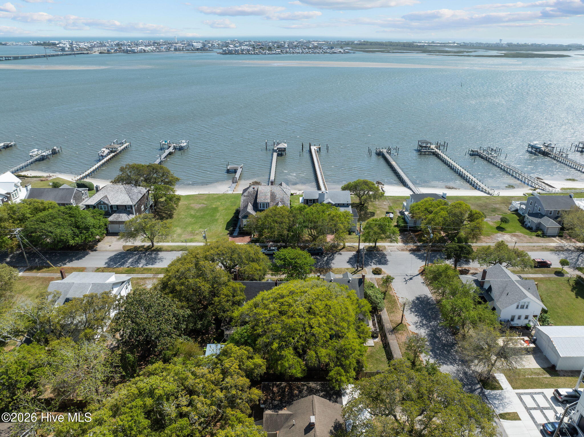 2812 Evans Street, Morehead City, NC, 28557