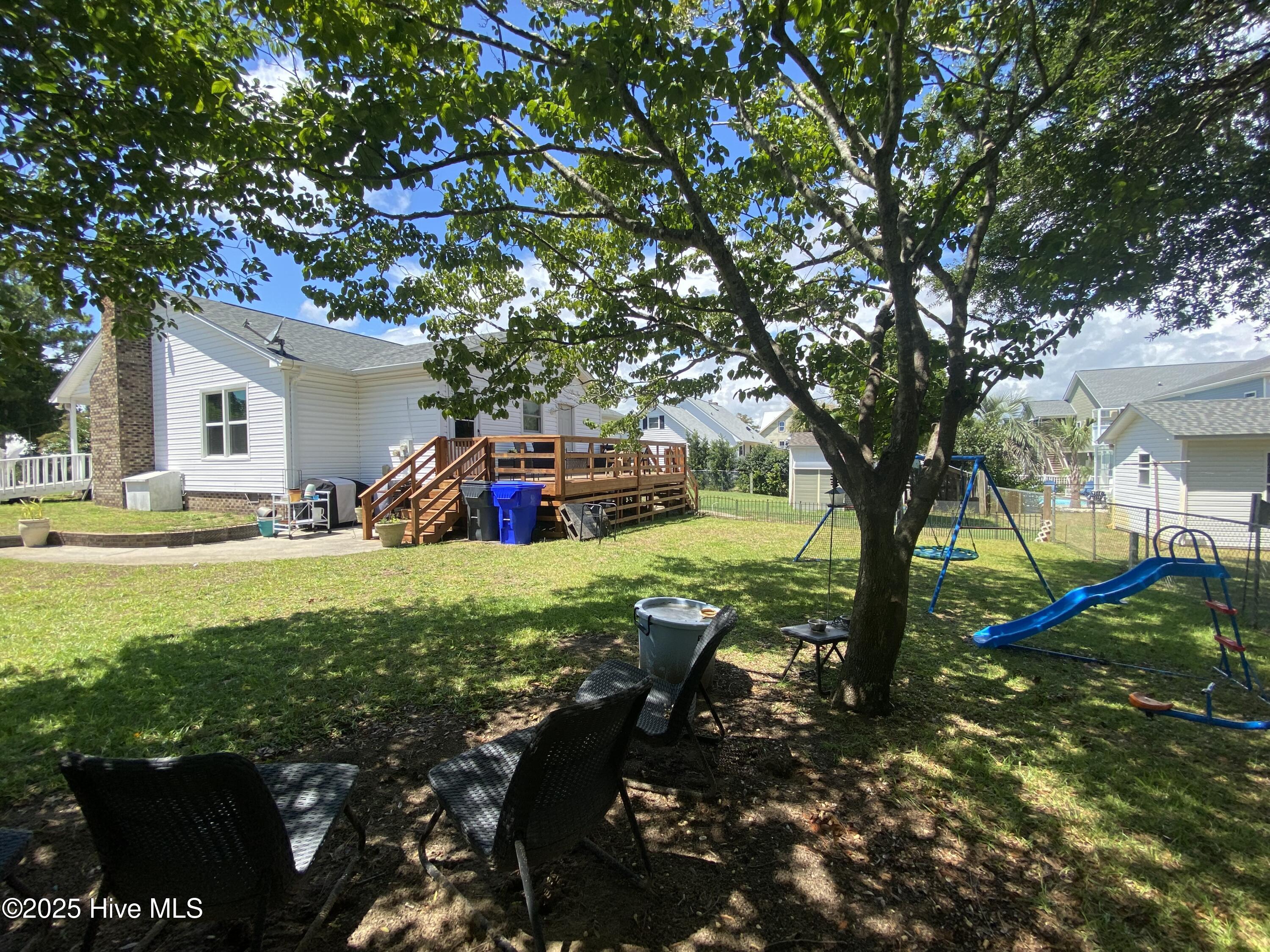 100521634 | Photo 50