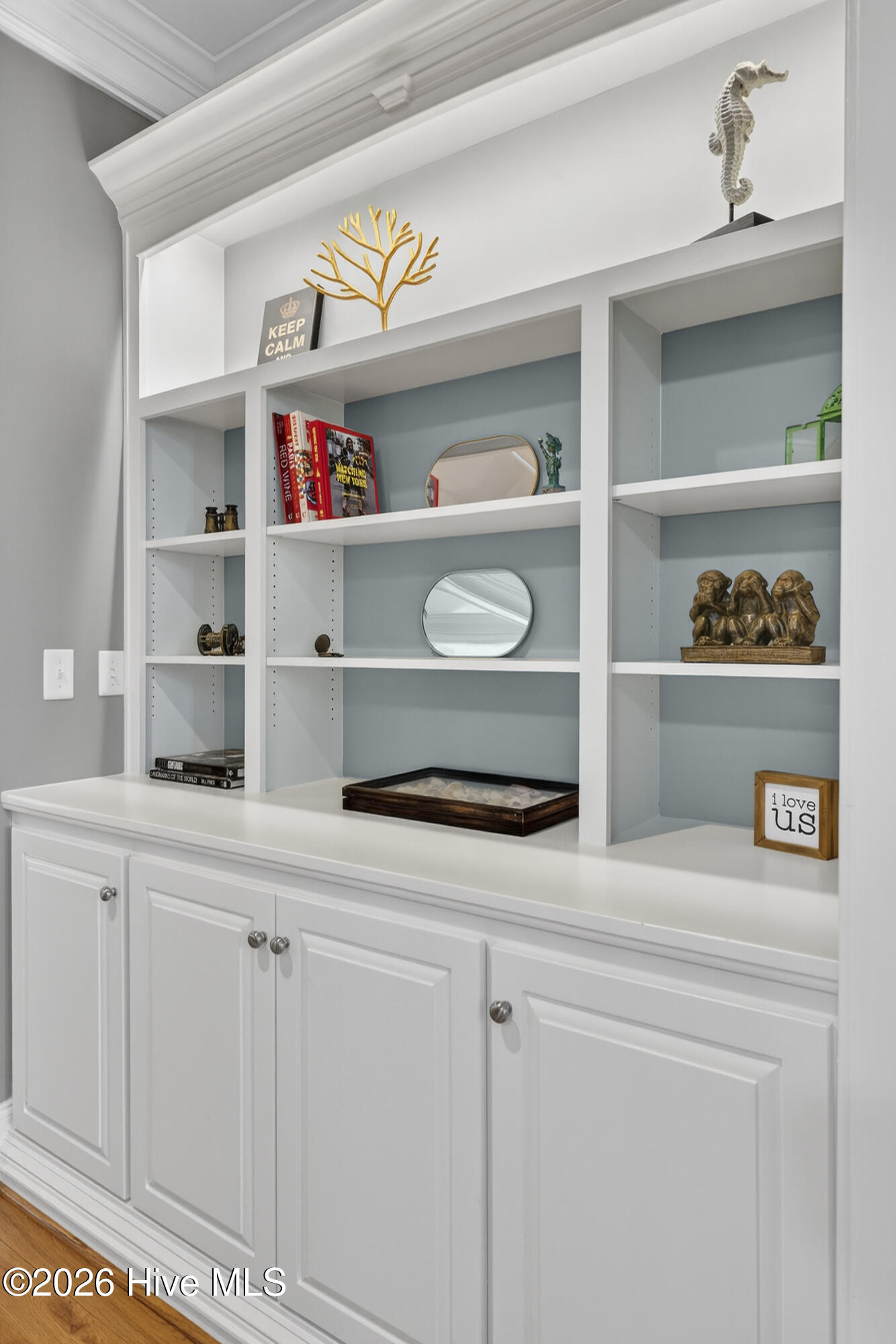 100557887 | Photo 34