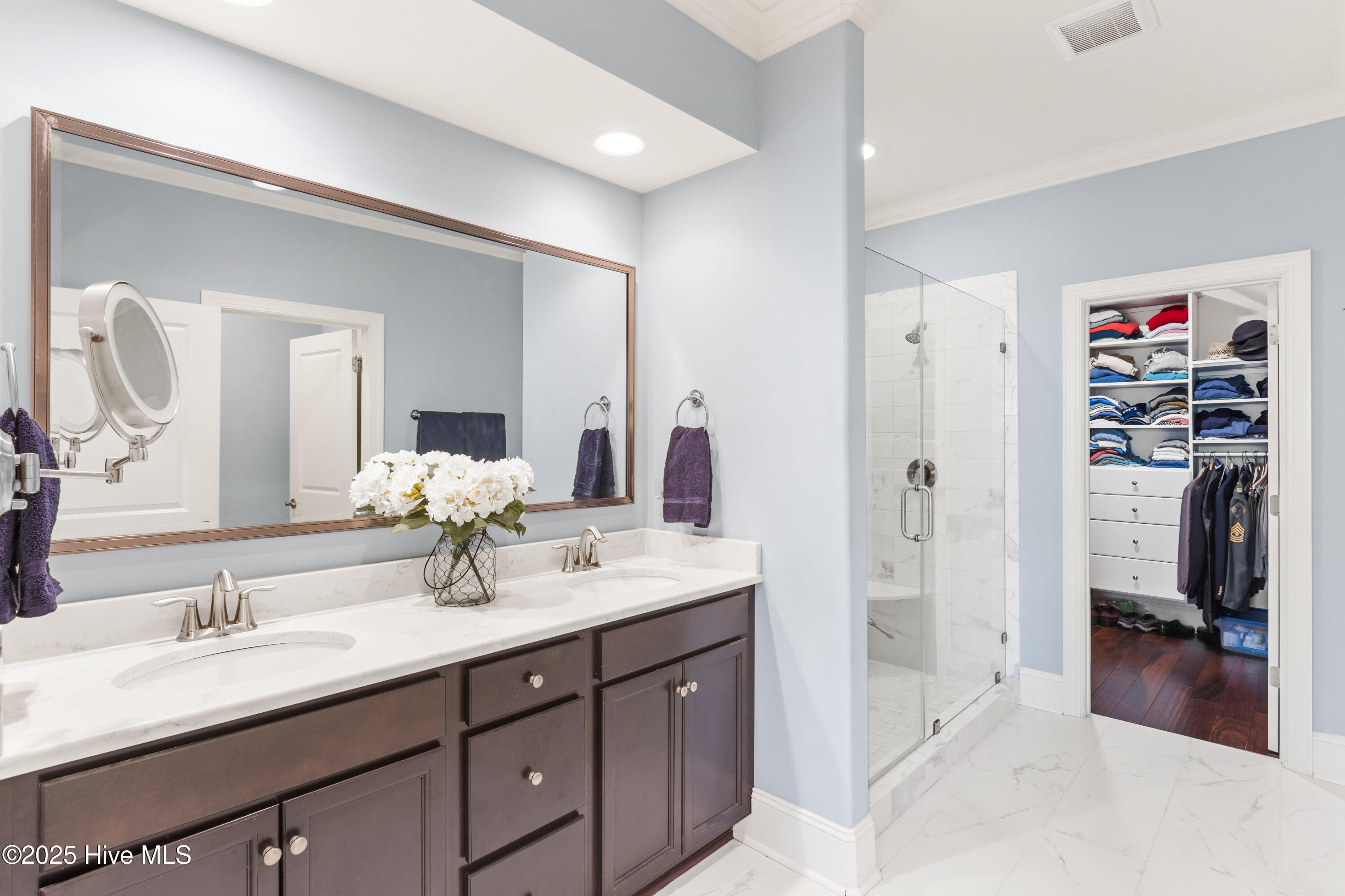 100559107 | Photo 27