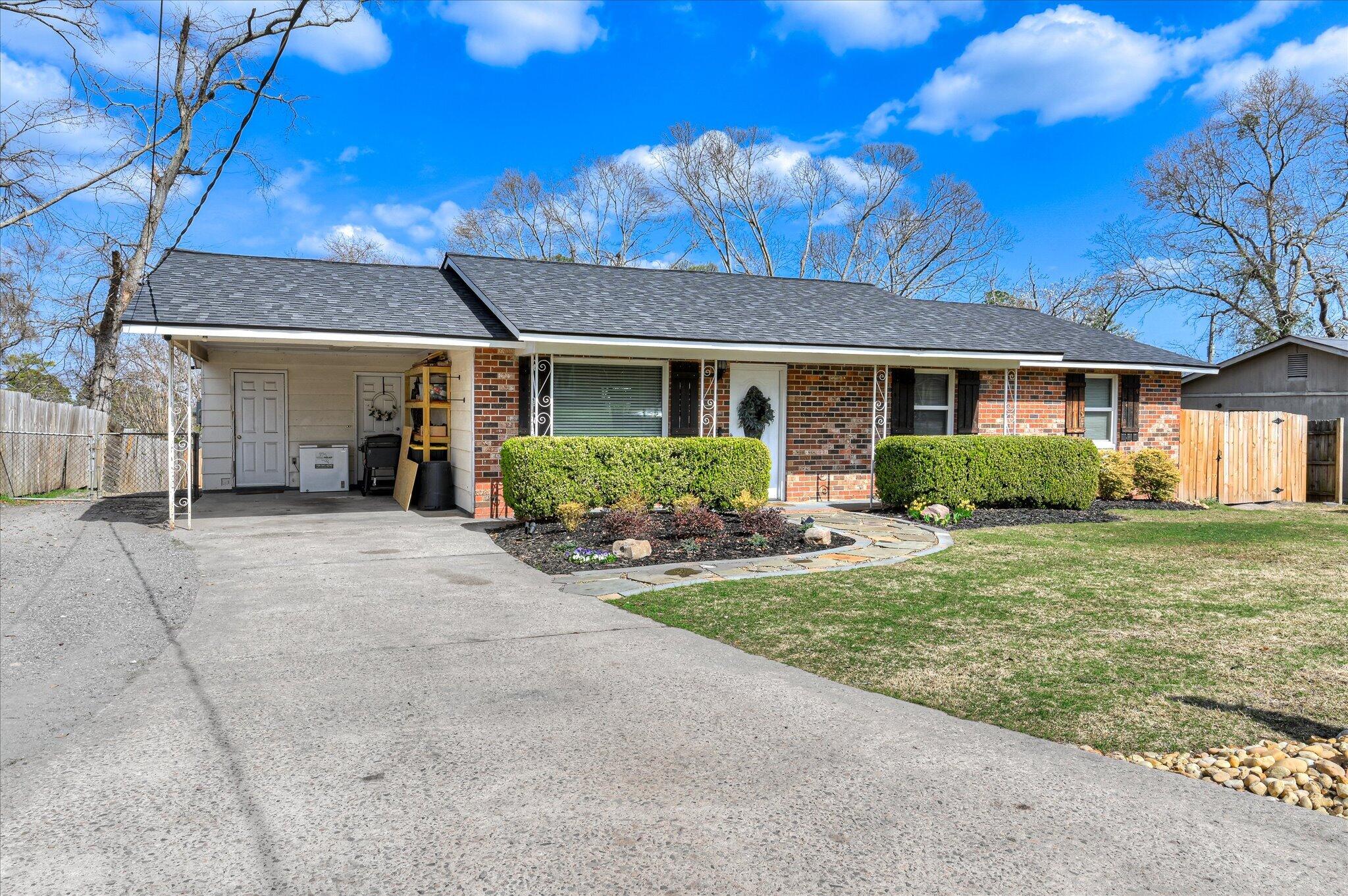 Homes for sale in Martinez, GA | 522 Sandy St, Martinez, GA 30907 | MLS# 553114