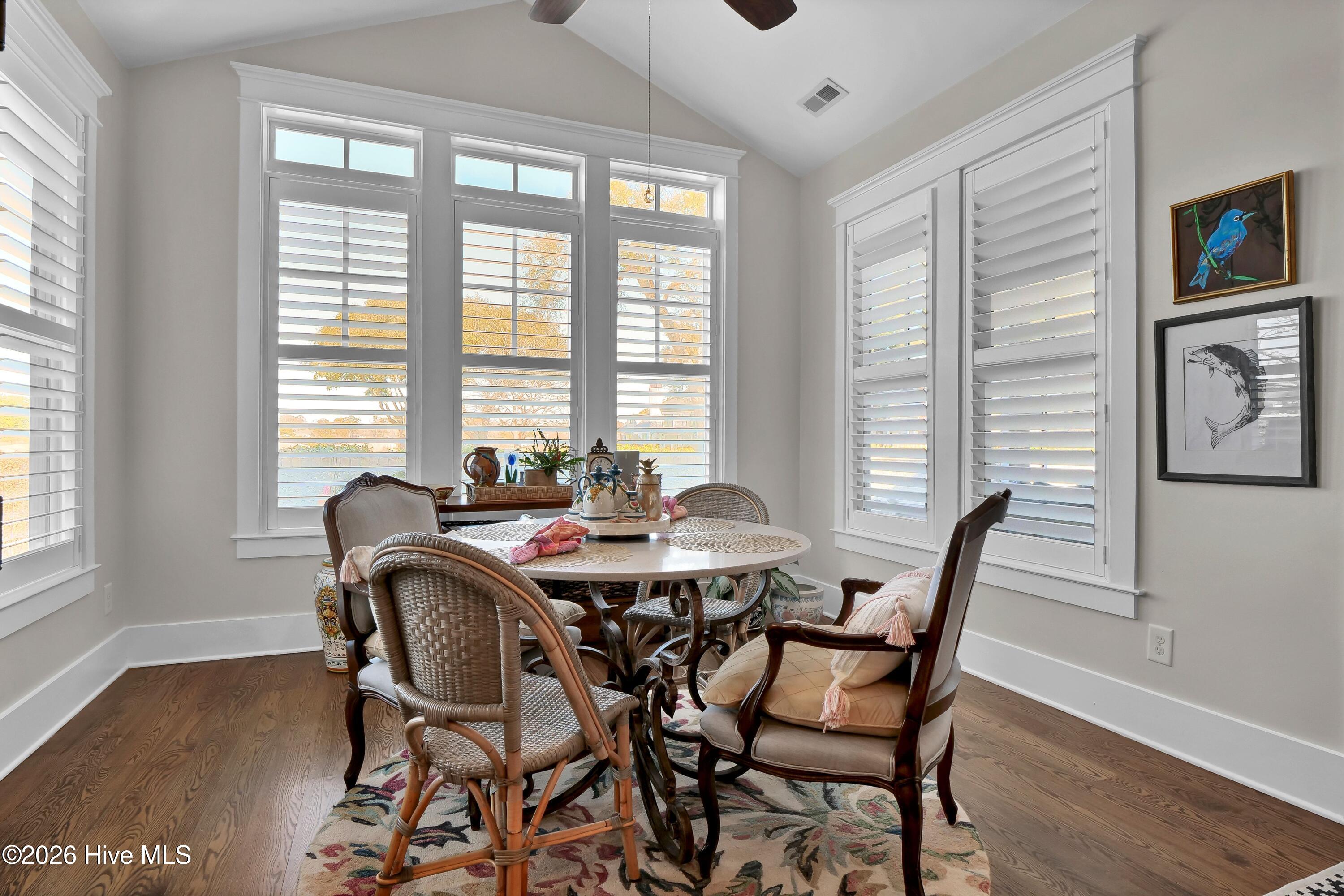 100554551 | Photo 23