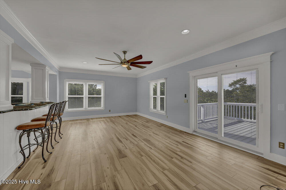 100531490 | Photo 33