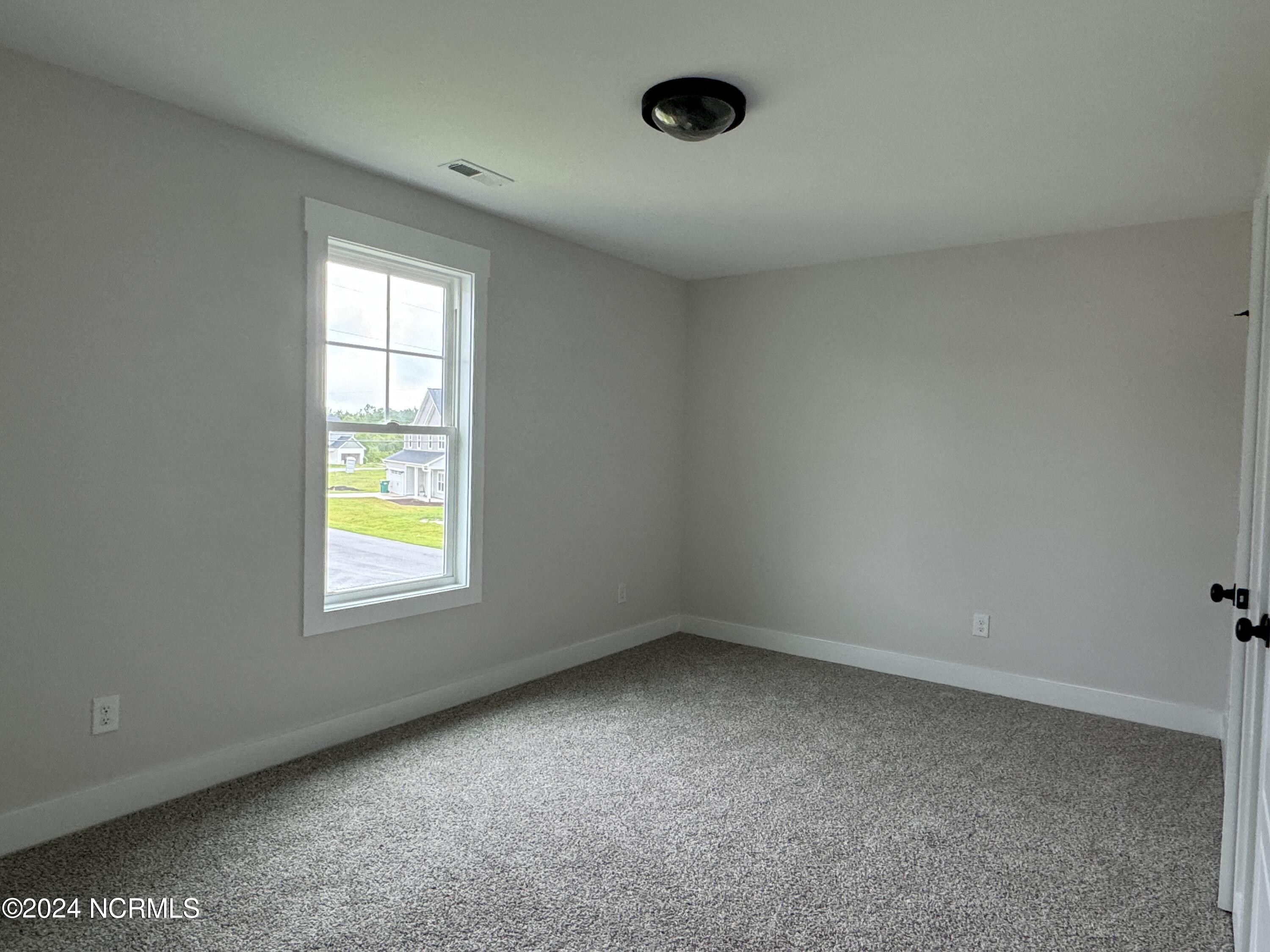 100423800 | Photo 16