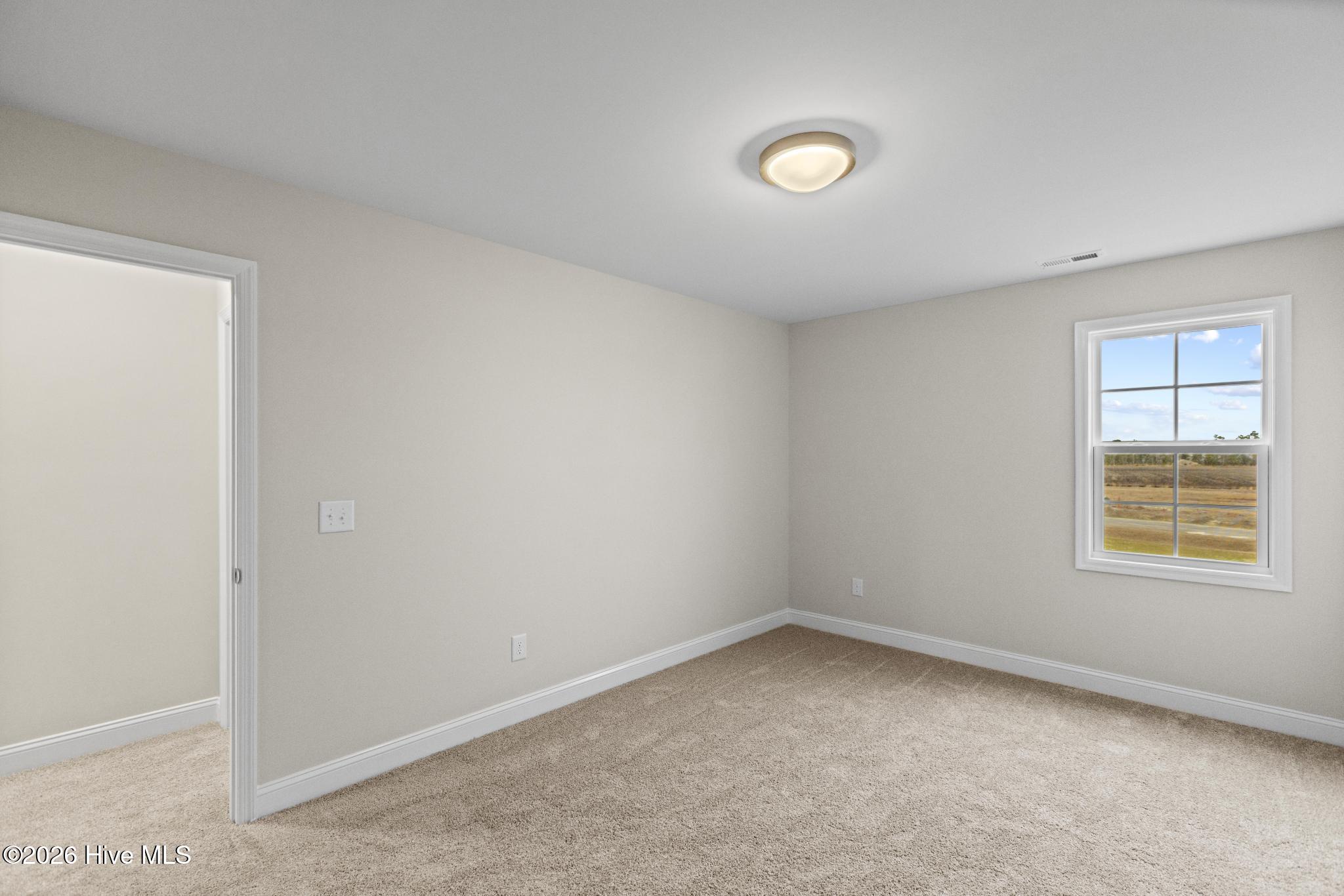 100544641 | Photo 23