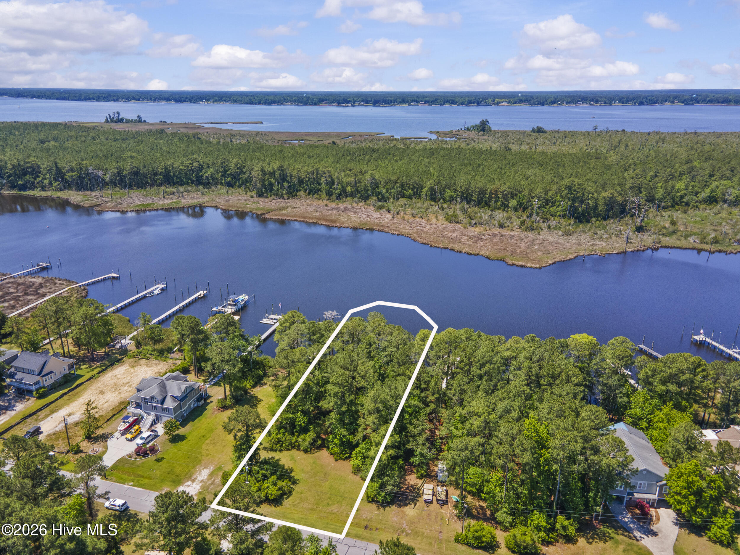 5202 Bucco Reef Road,New Bern