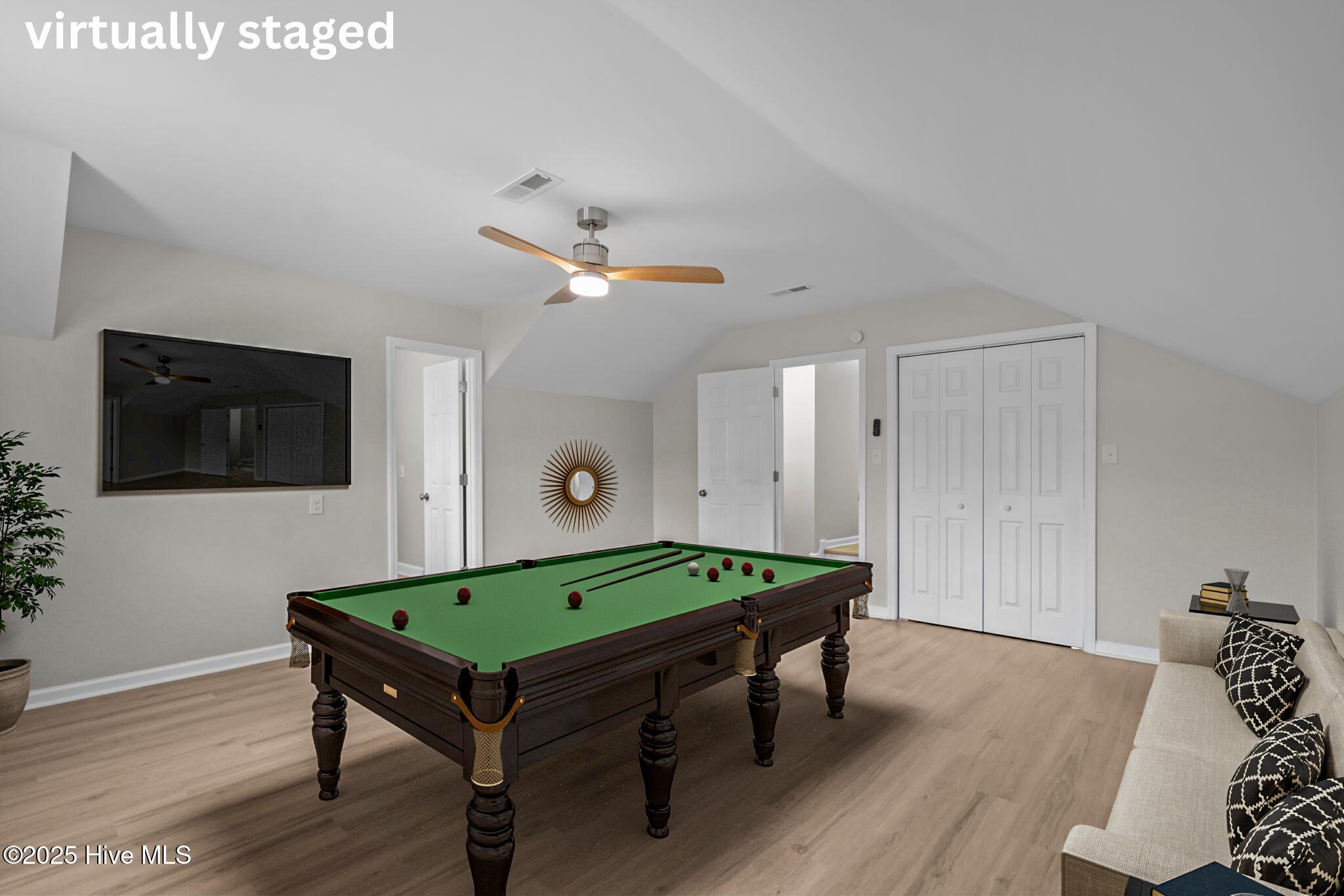 100527627 | Photo 47