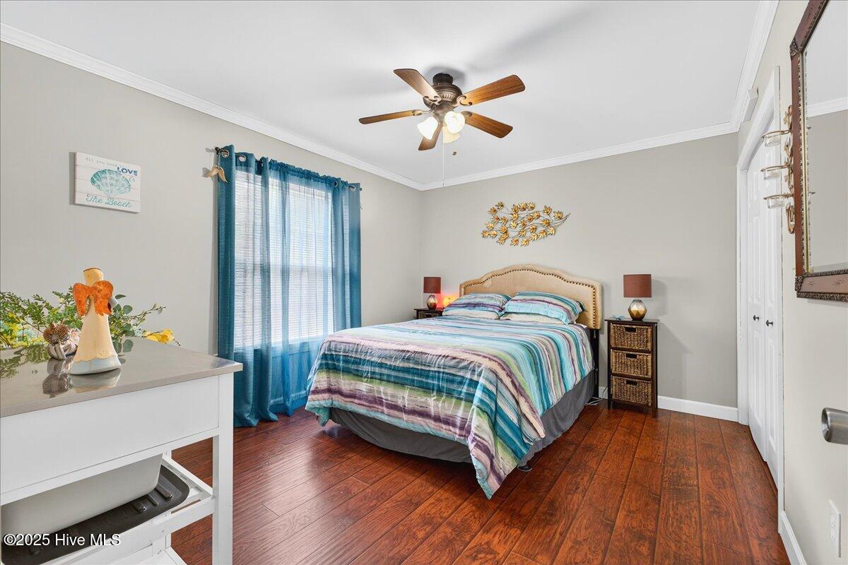 100535410 | Photo 24