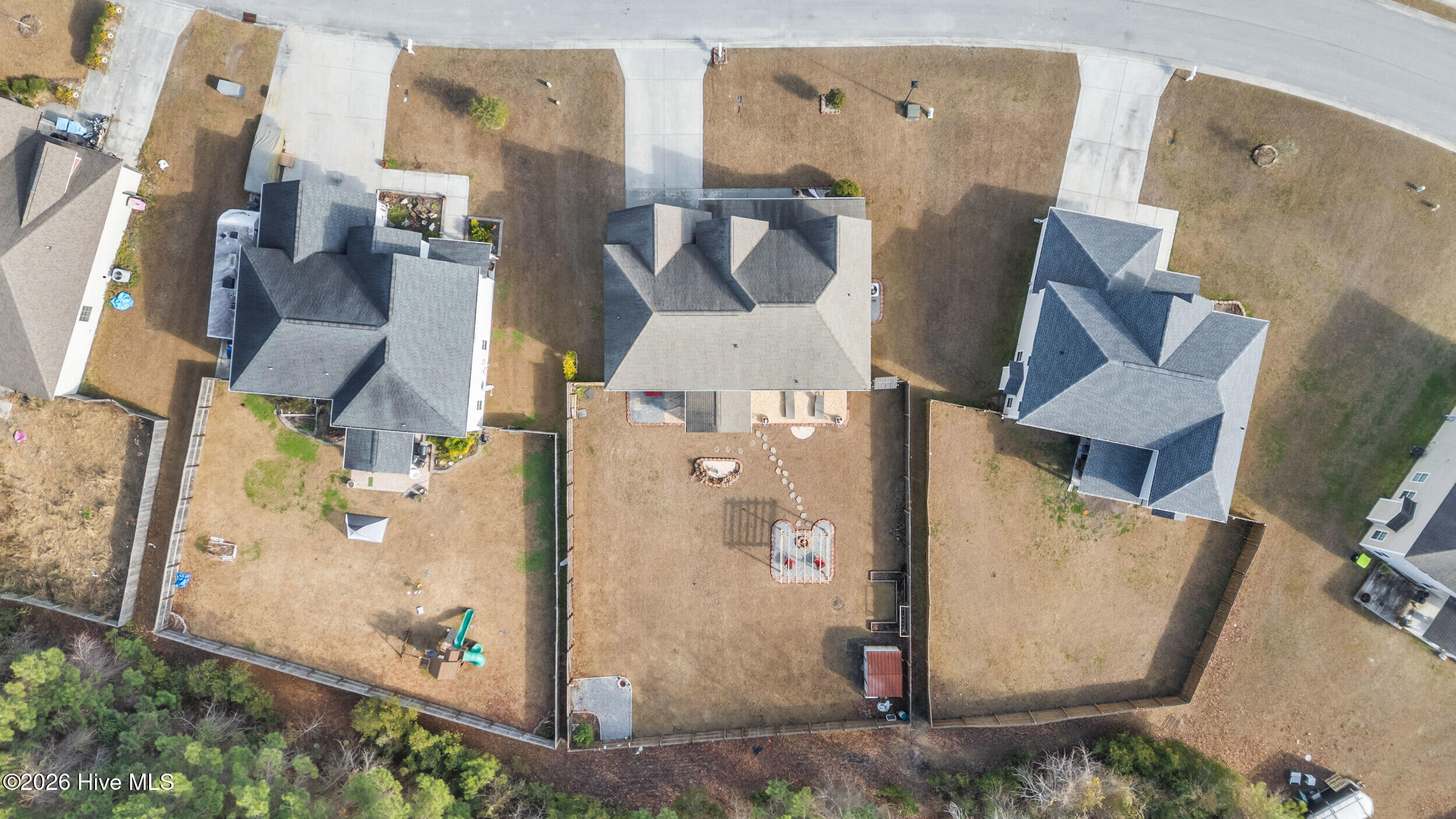 100548661 | Photo 58