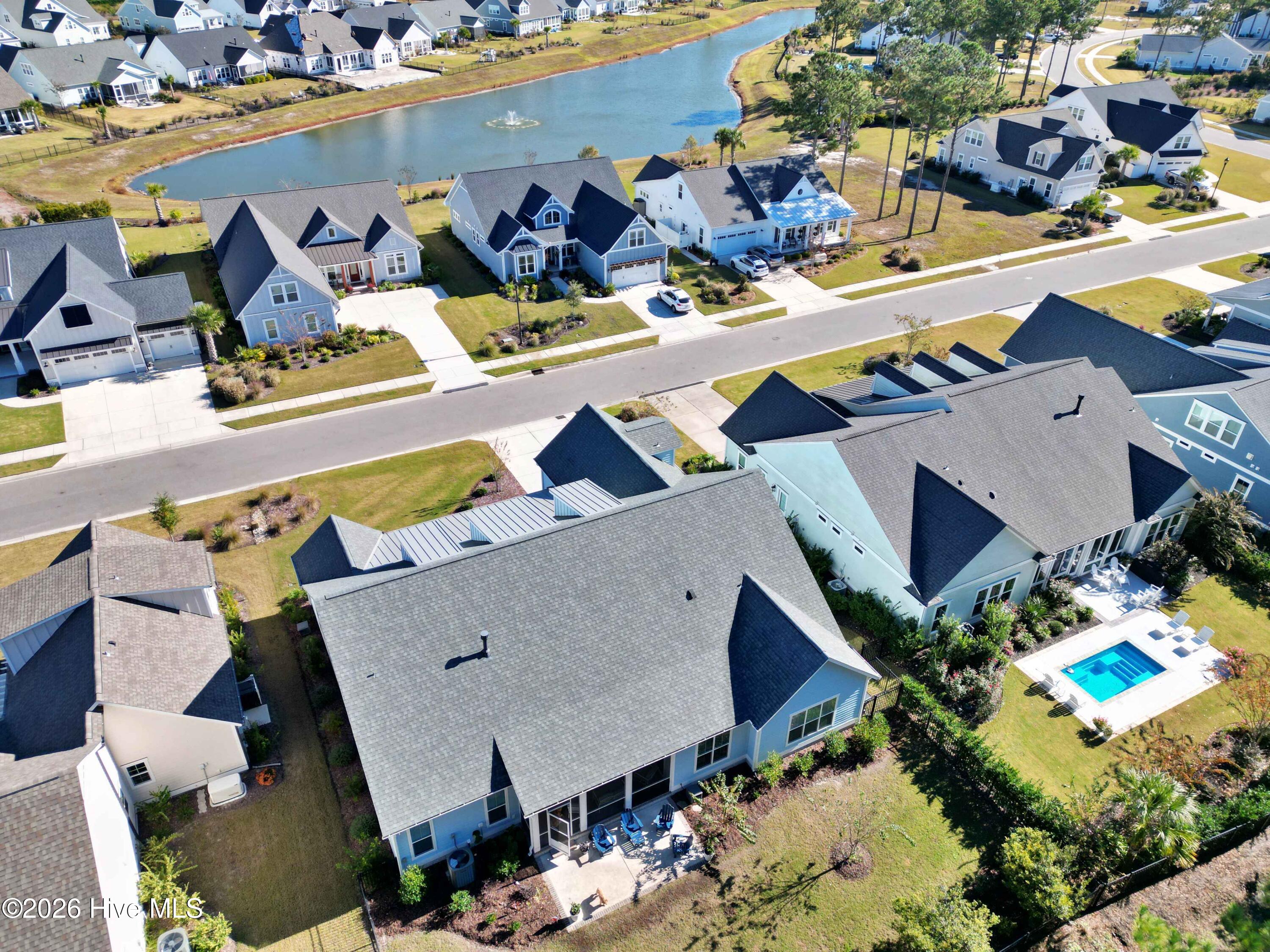 100540387 | Photo 55