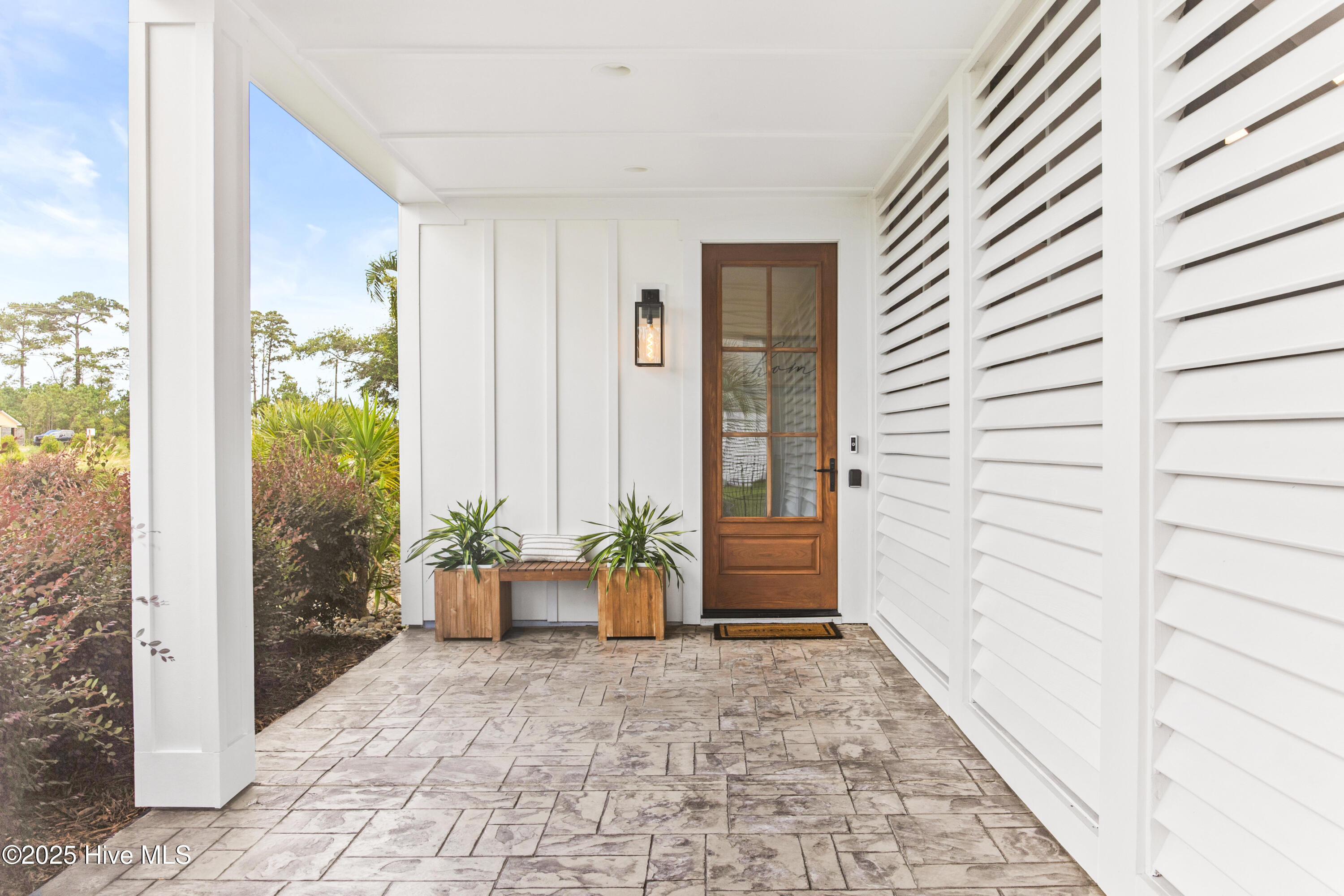 100534624 | Photo 58