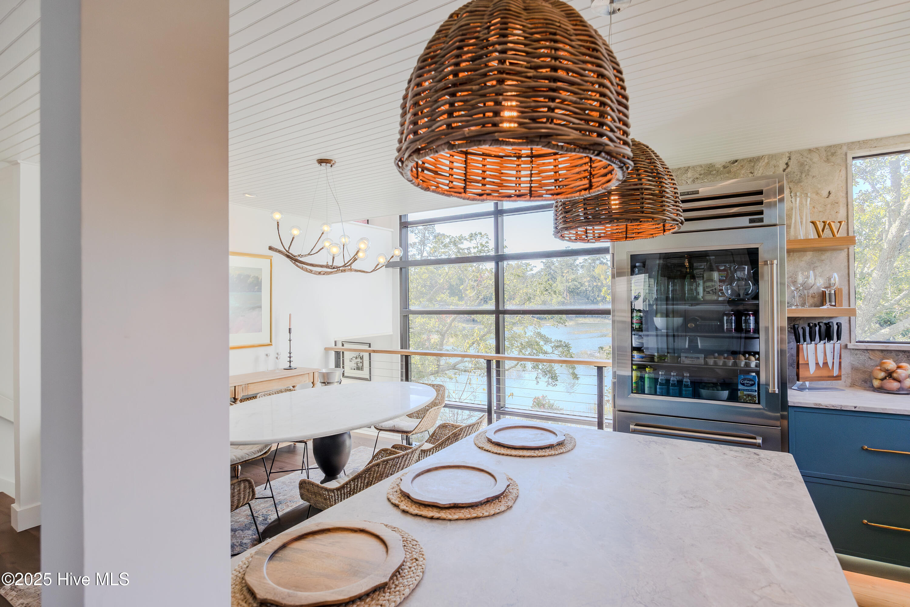 100518193 | Photo 20