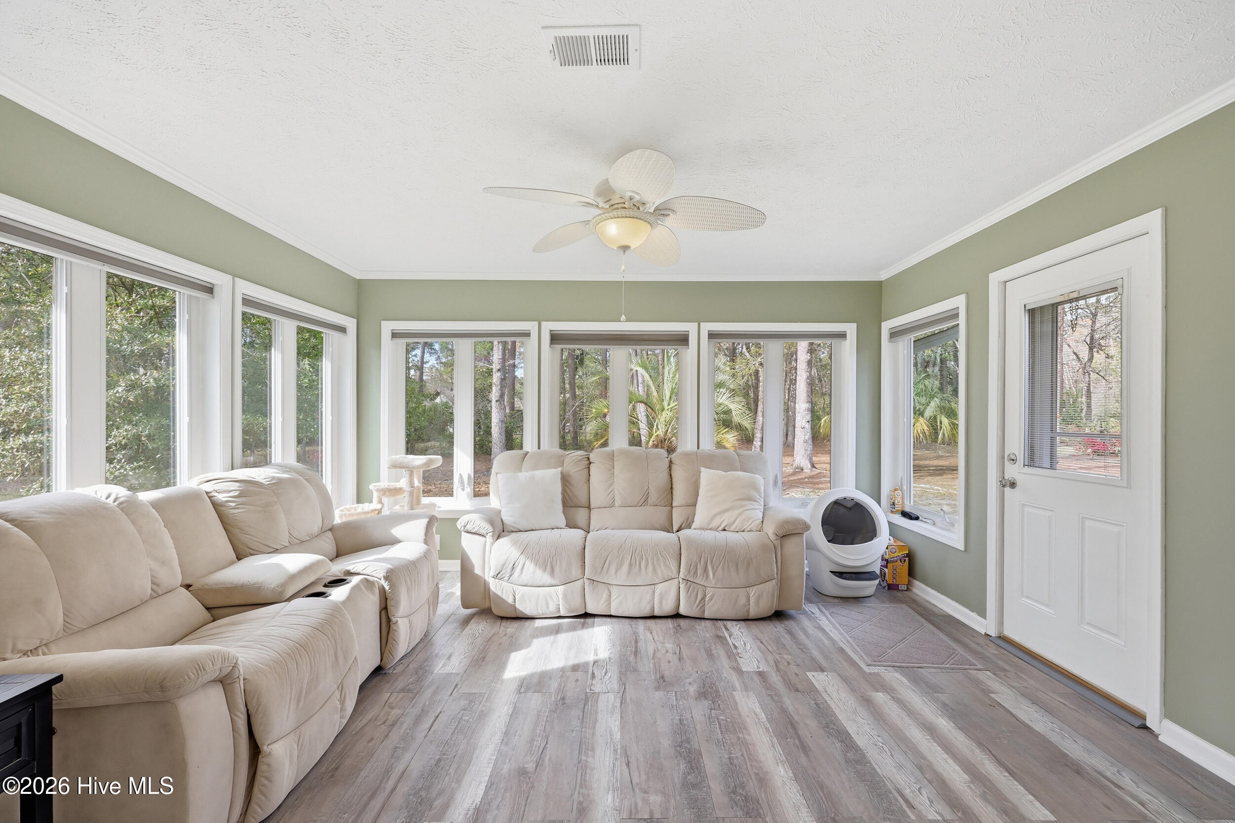 100565062 | Photo 26