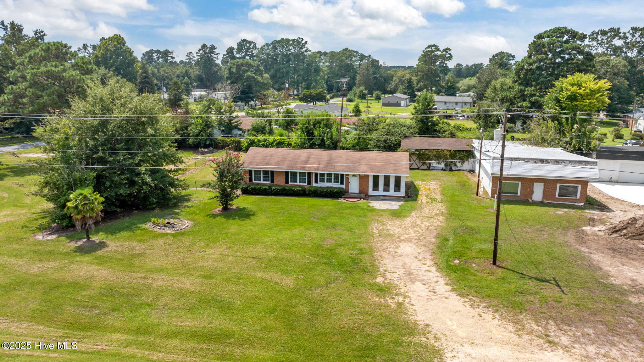 100526515 | Photo 28