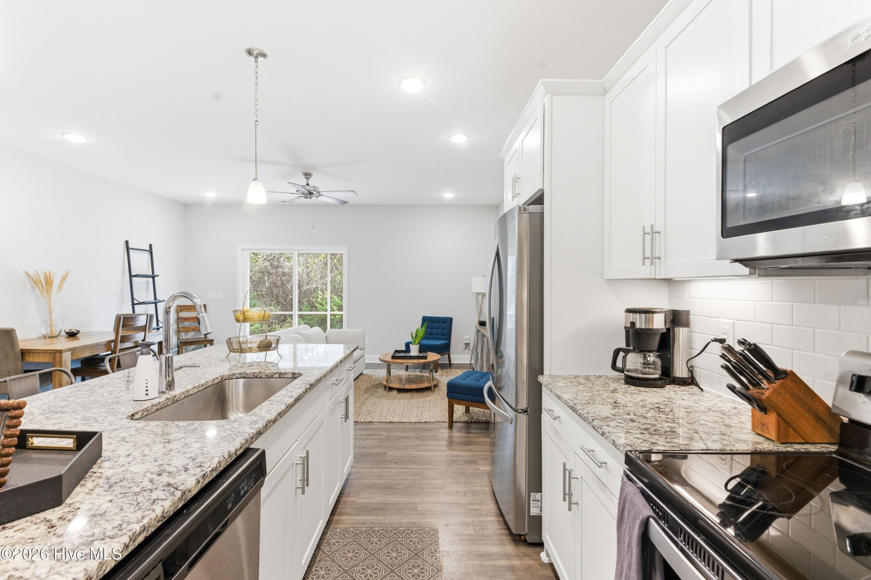 100564137 | Photo 10