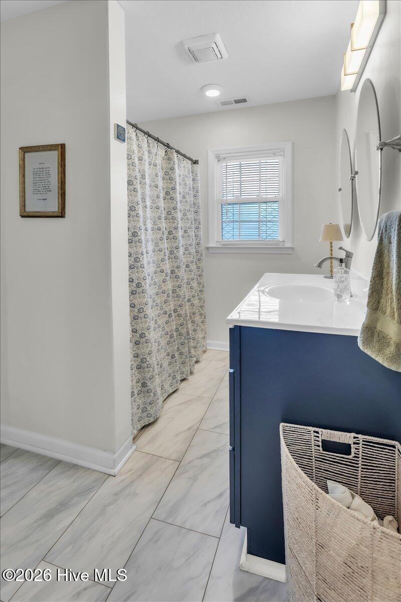1502 N Hills Court,New Bern