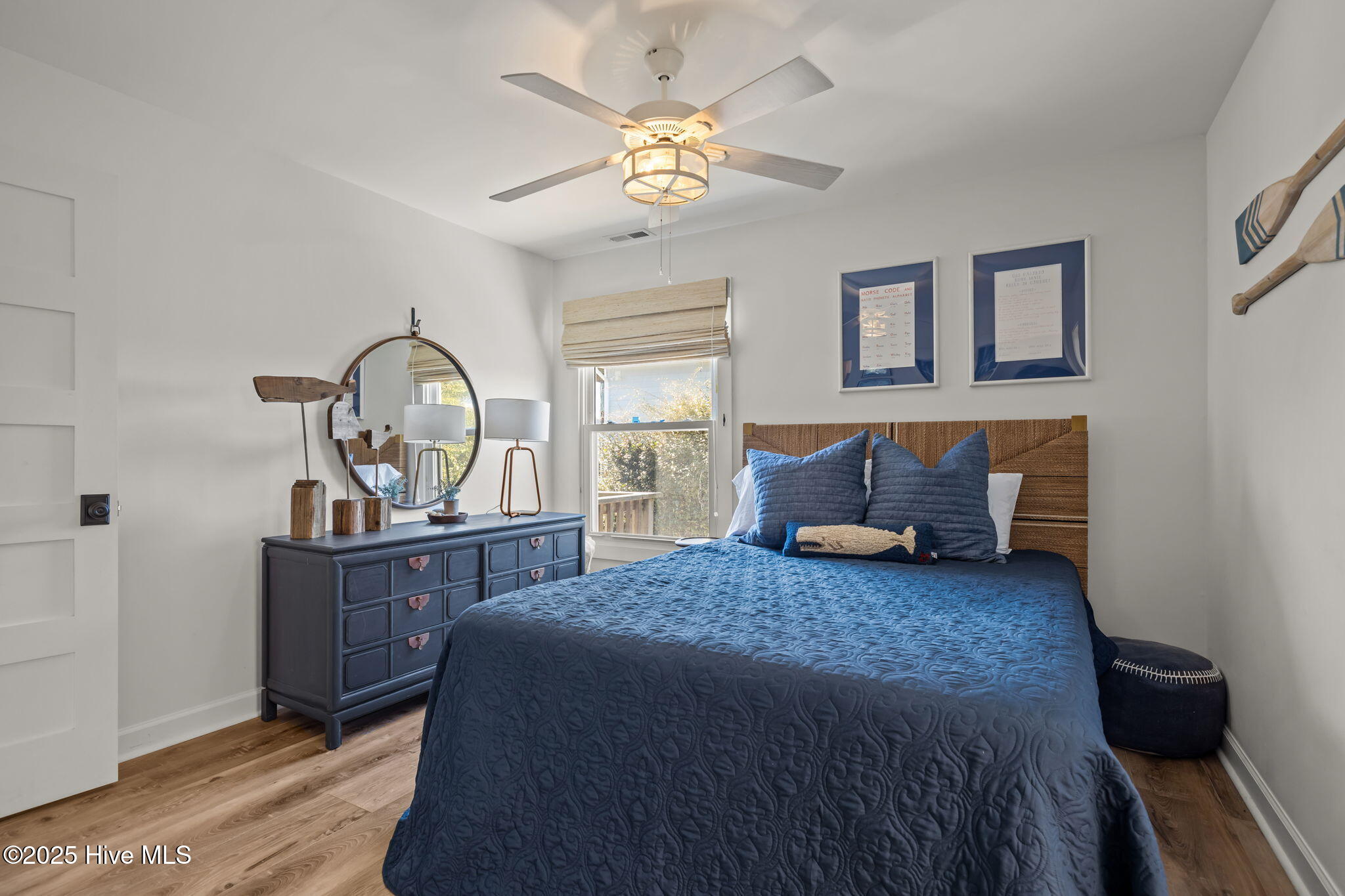 100536314 | Photo 23