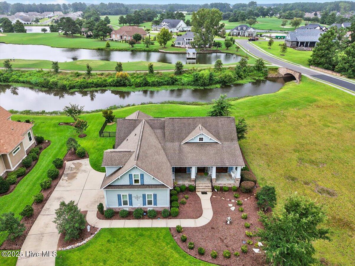 100525399 | Photo 33