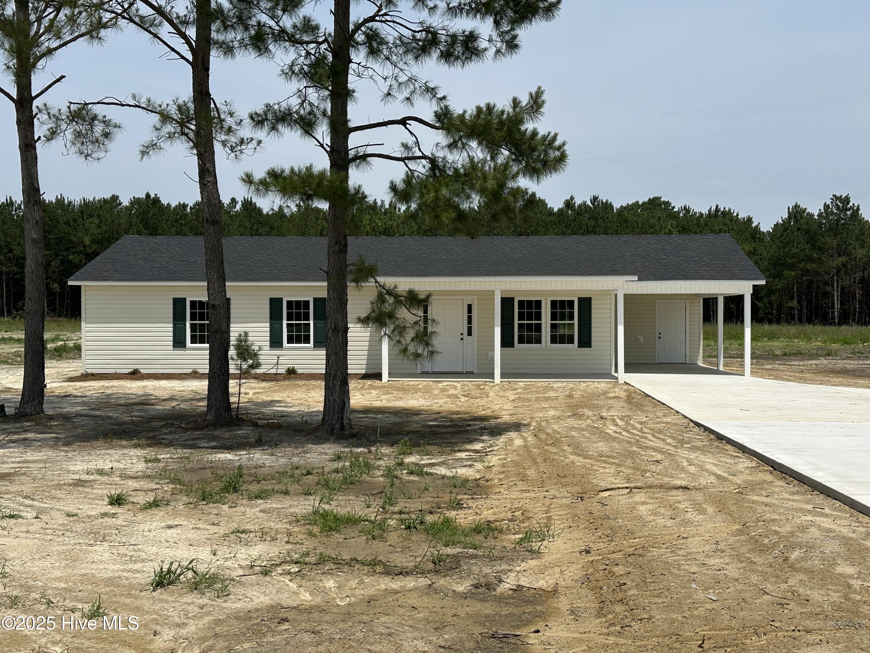 Homes for sale in Clinton, NC | 2153 Rowan Rd, Clinton, NC 28328 | MLS# 100507983