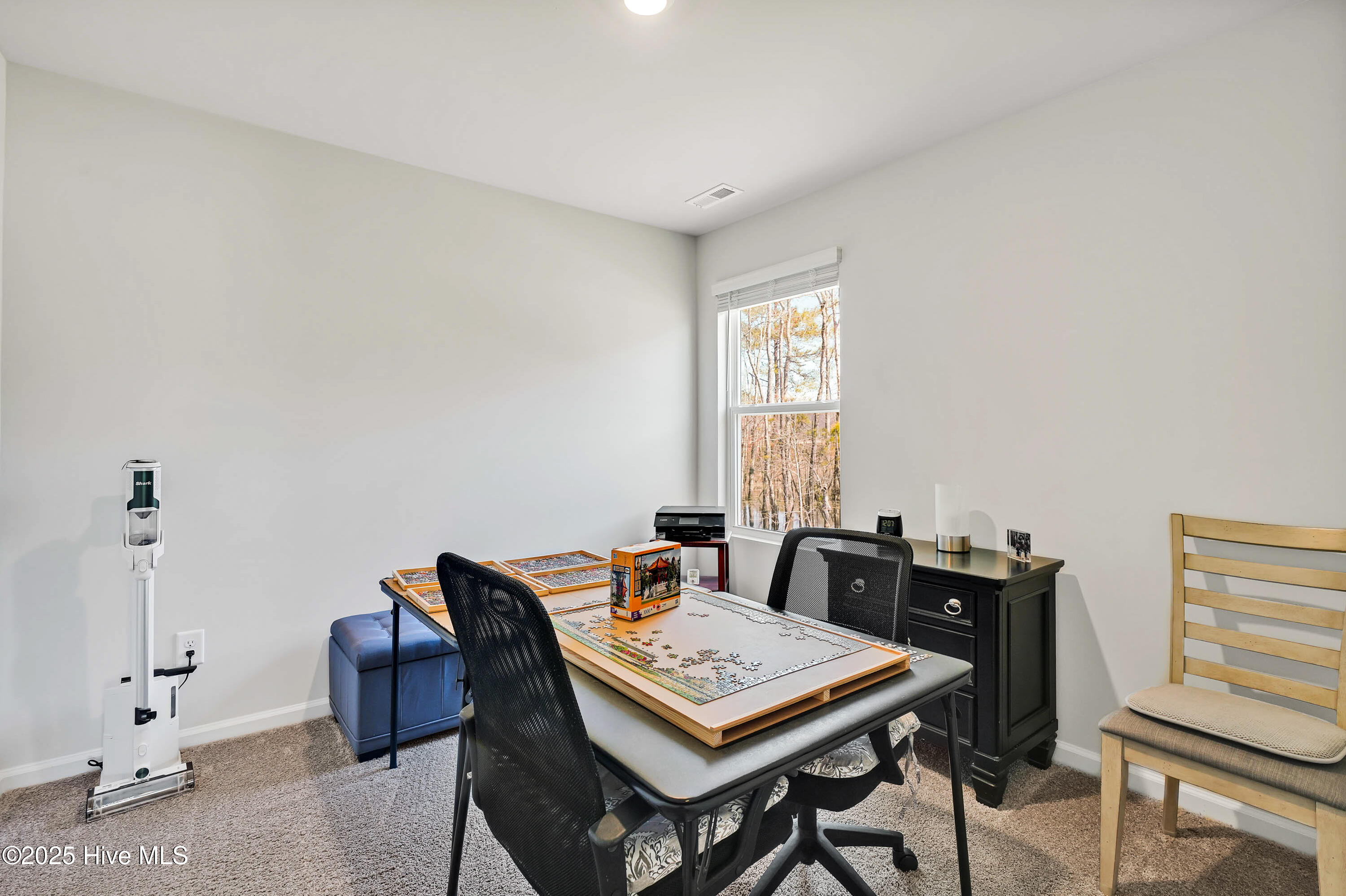 100557853 | Photo 15