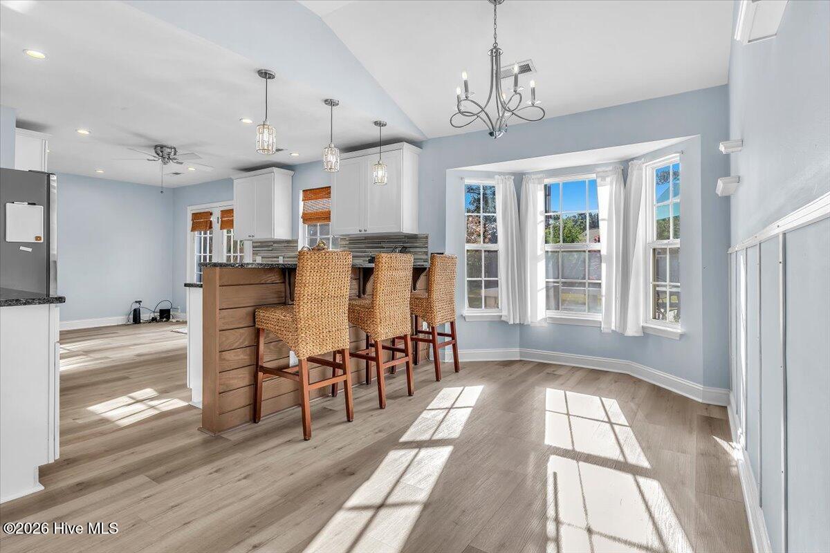 100565579 | Photo 11